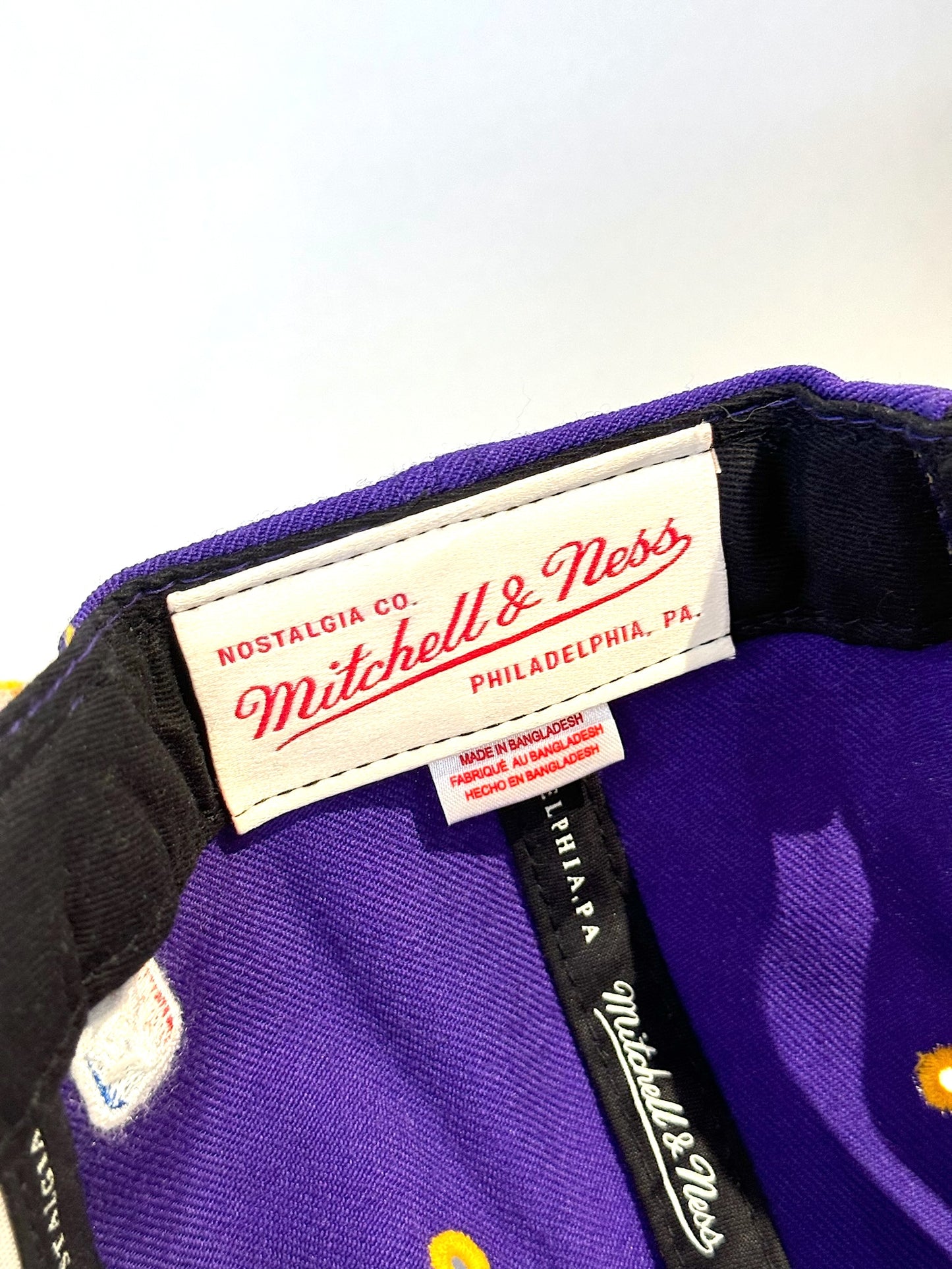 LOS ANGELES LAKERS MITCHELL & NESS SNAPBACK CAP HAT