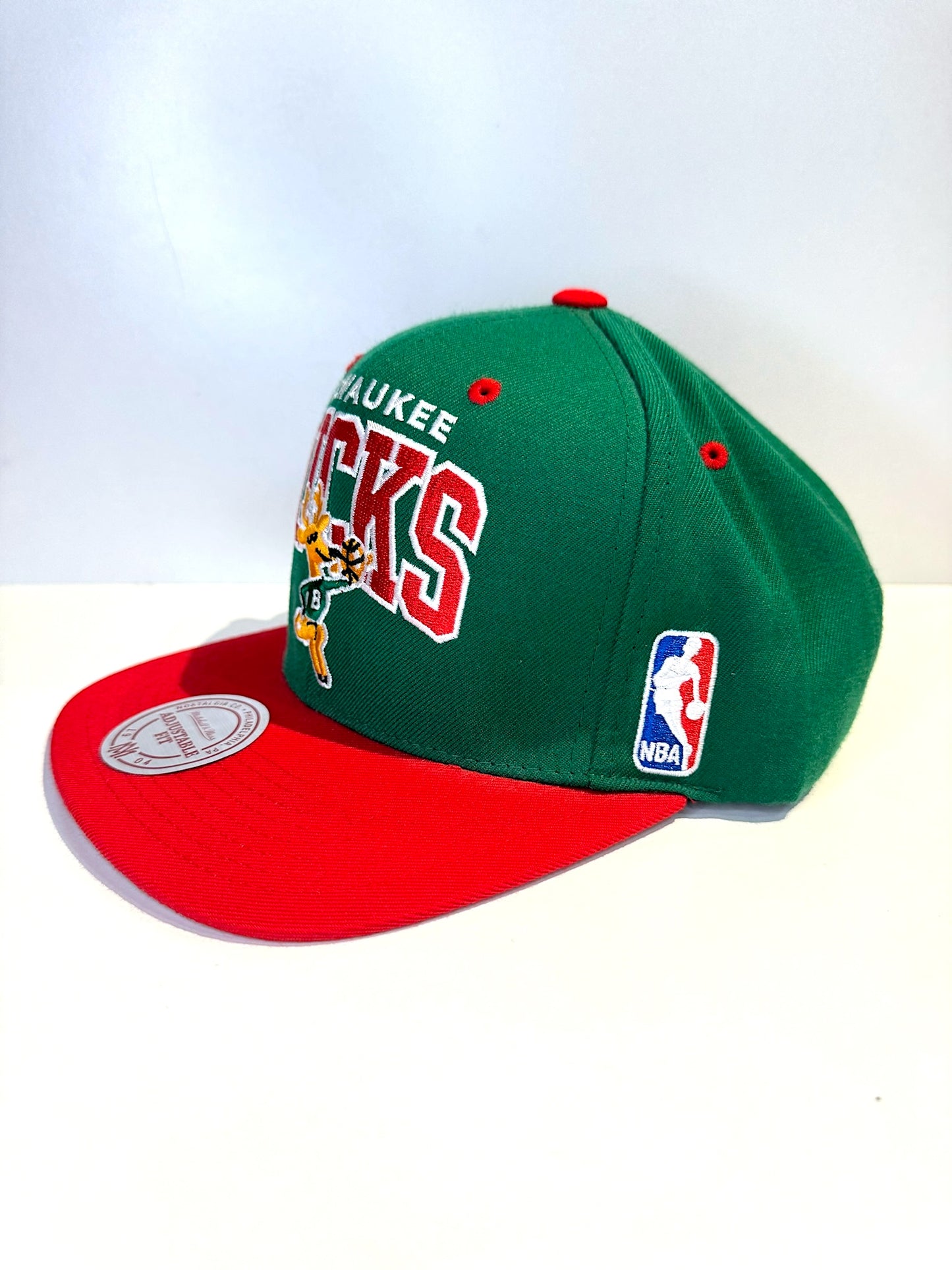 MILWAUKEE BUCKS MITCHELL & NESS SNAPBACK CAP HAT
