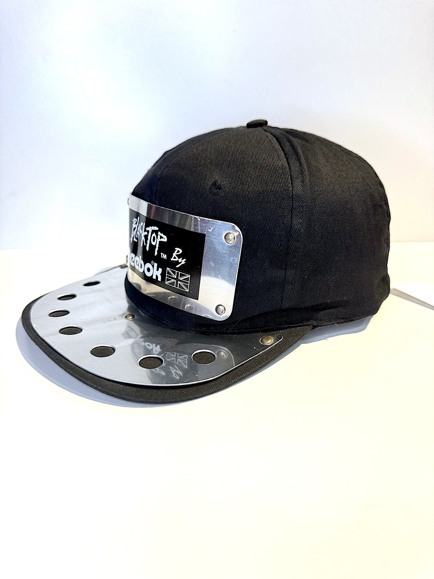 VINTAGE 90s BLACKTOP BY REEBOK METAL PLATE SNAPBACK CAP HAT