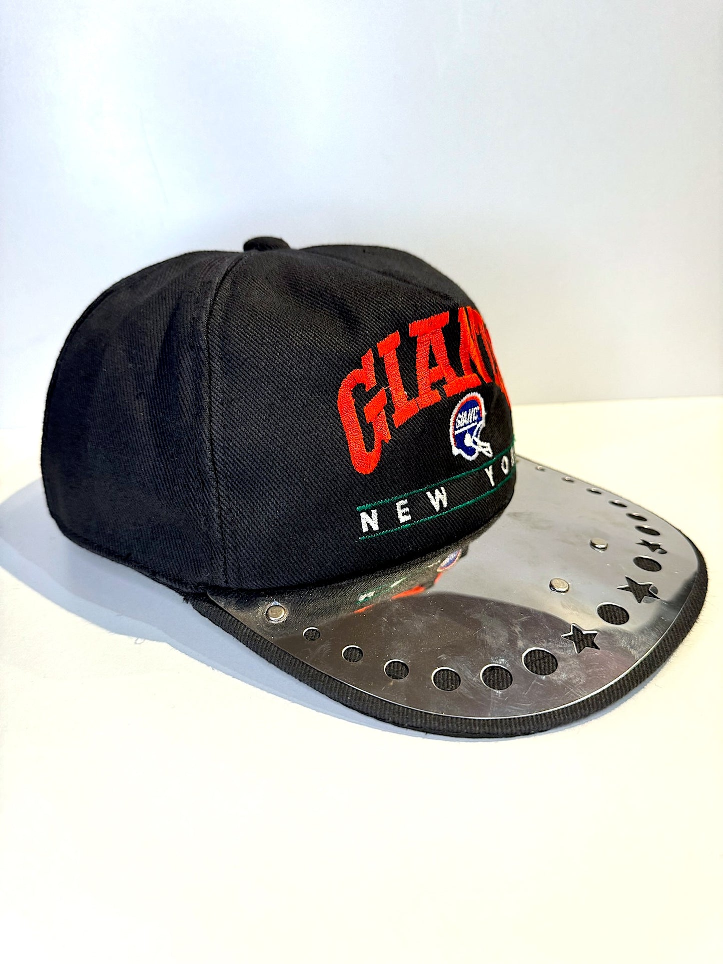 VINTAGE 90s NEW YORK GIANTS METAL PLATE SNAPBACK CAP HAT