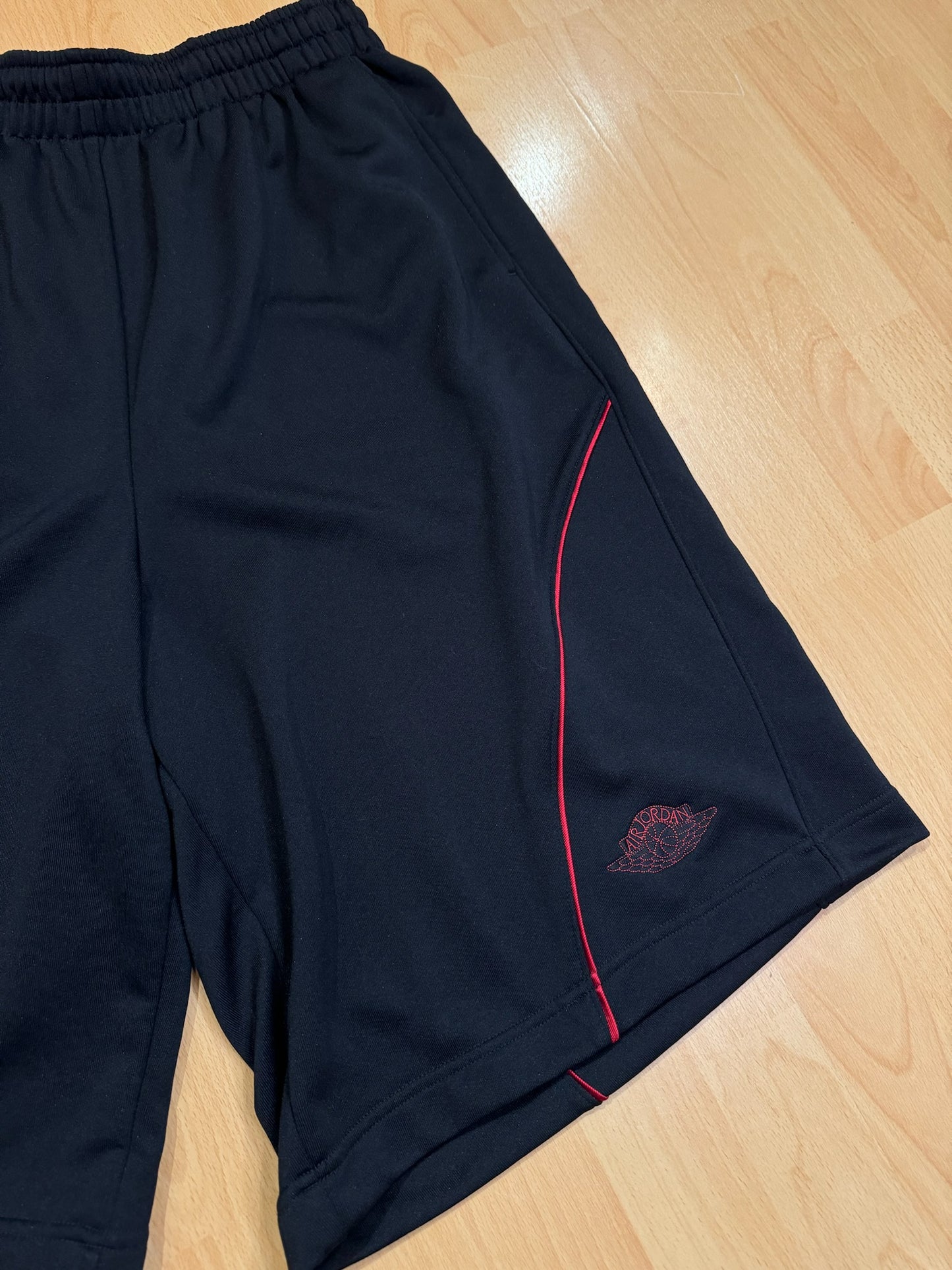 Y2K AIR JORDAN BASKETBALL SHORTS SZ: XL