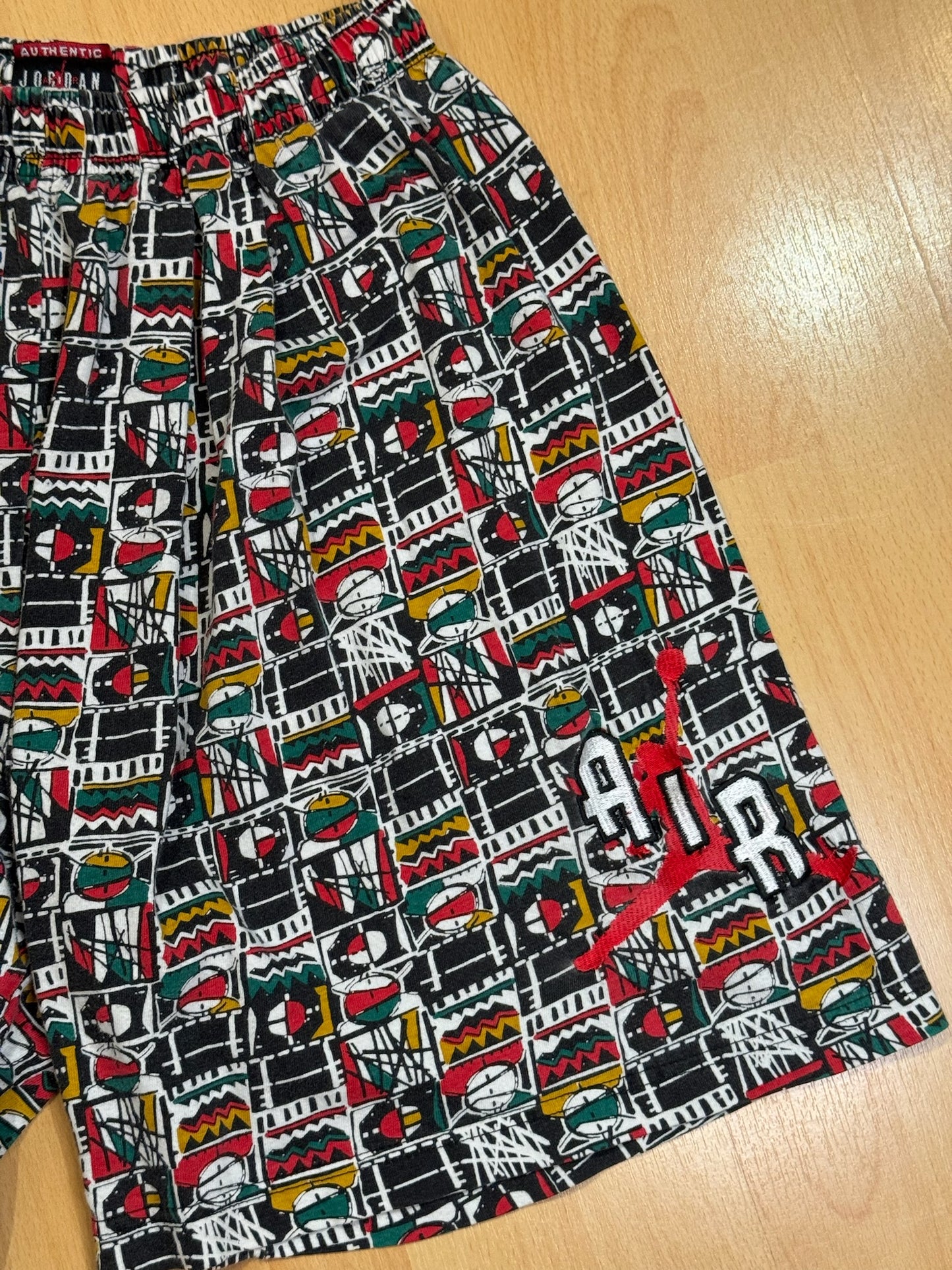 VINTAGE 1992 NIKE AIR JORDAN BASKETBALL SHORTS  SZ: M