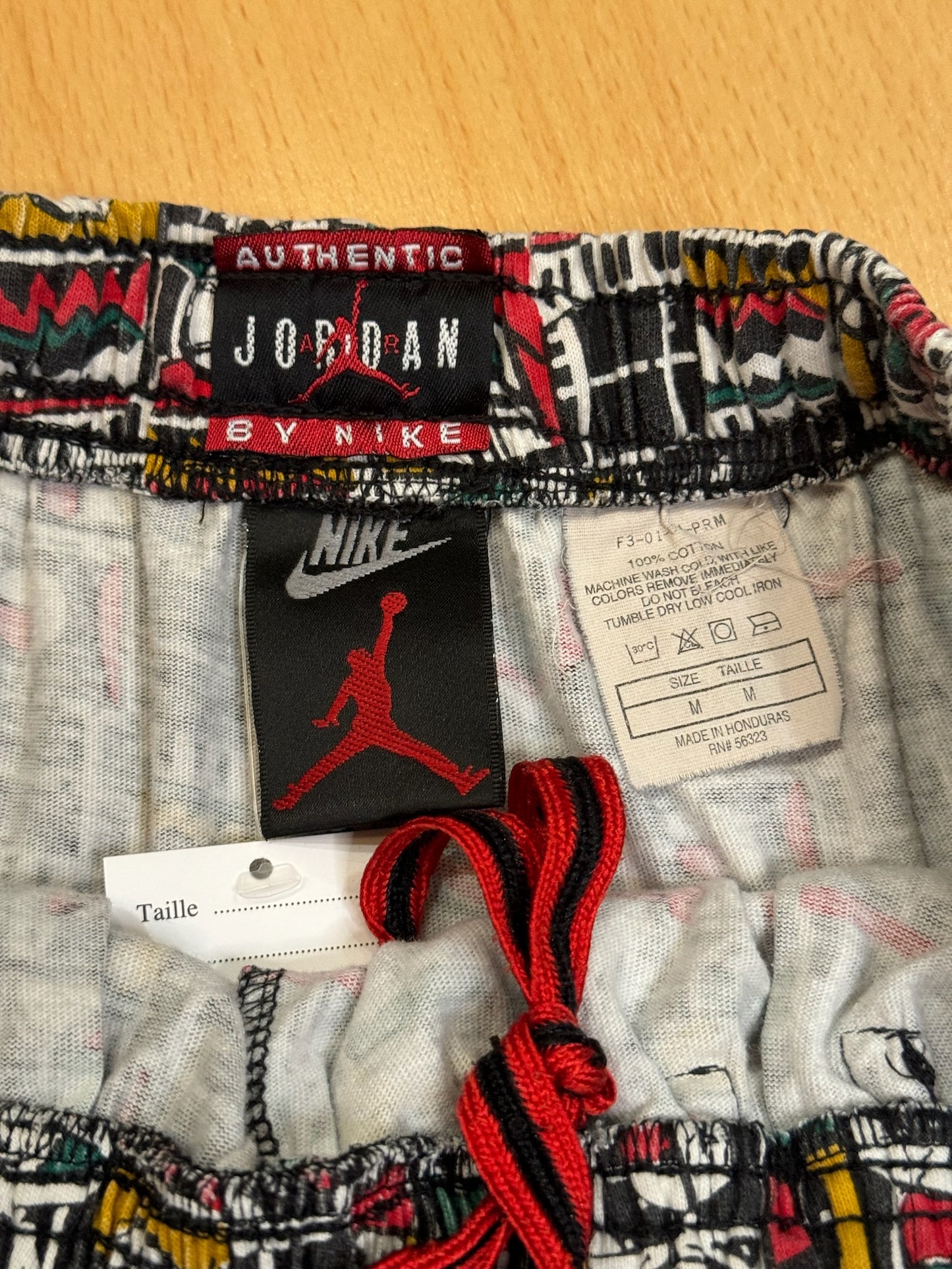 VINTAGE 1992 NIKE AIR JORDAN BASKETBALL SHORTS  SZ: M