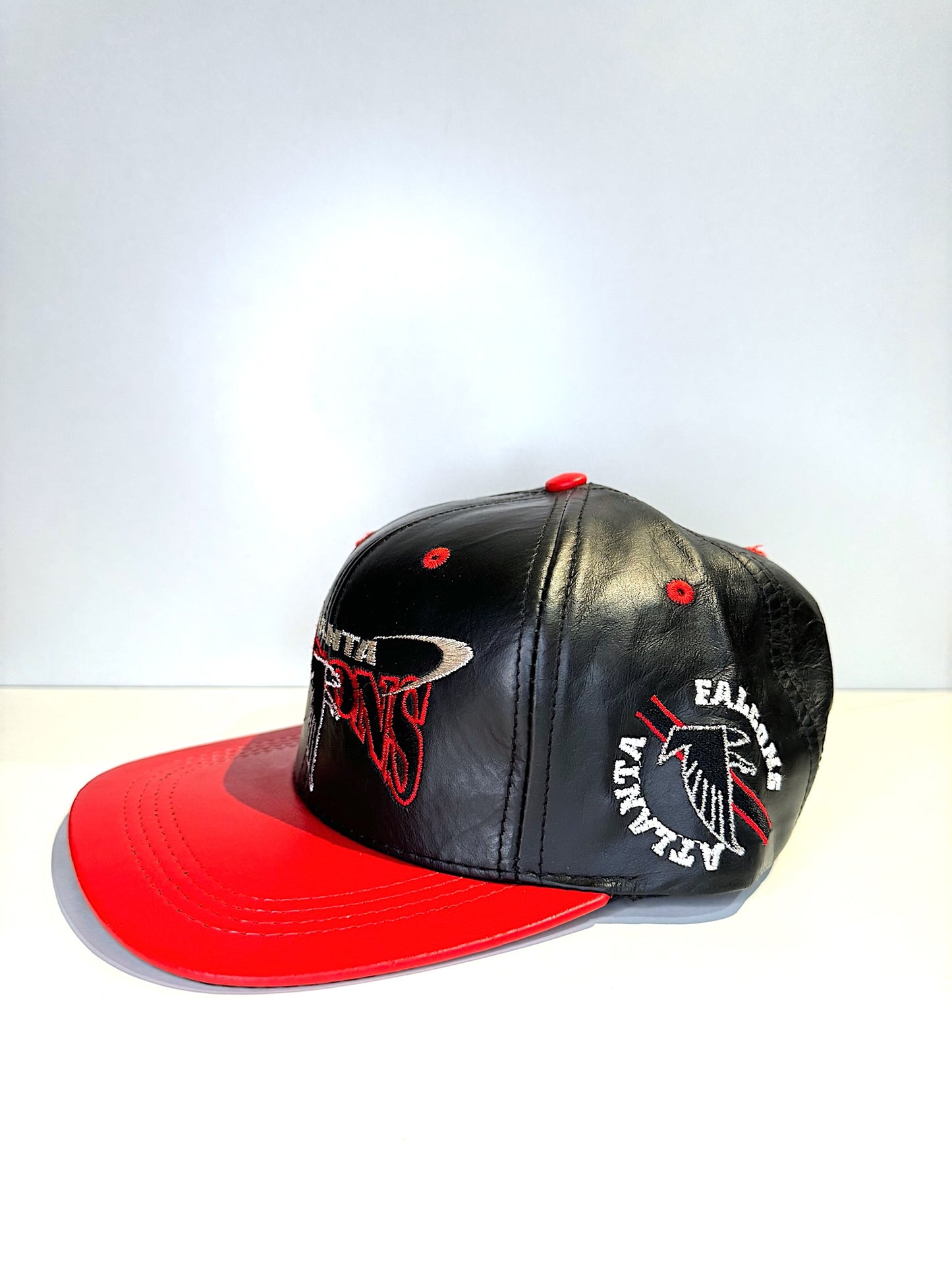 VINTAGE 90s ATLANTA FALCONS PRO ELITE LEATHER STRAPBACK CAP HAT