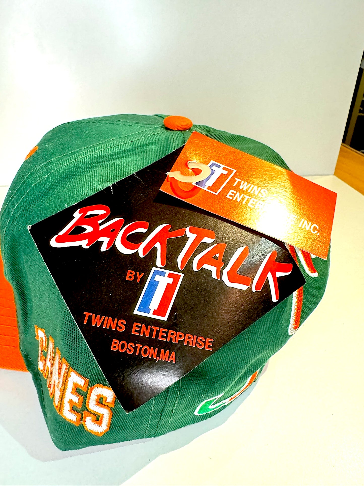 "DS" VINTAGE 90s MIAMI HURRICANES TWINS "BACKTALK" SNAPBACK CAP HAT
