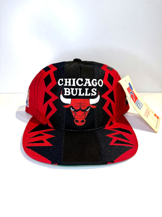 "DS" VINTAGE 90s CHICAGO BULLS SPORTS SPECIALTIES "SHATTER" SNAPBACK HAT