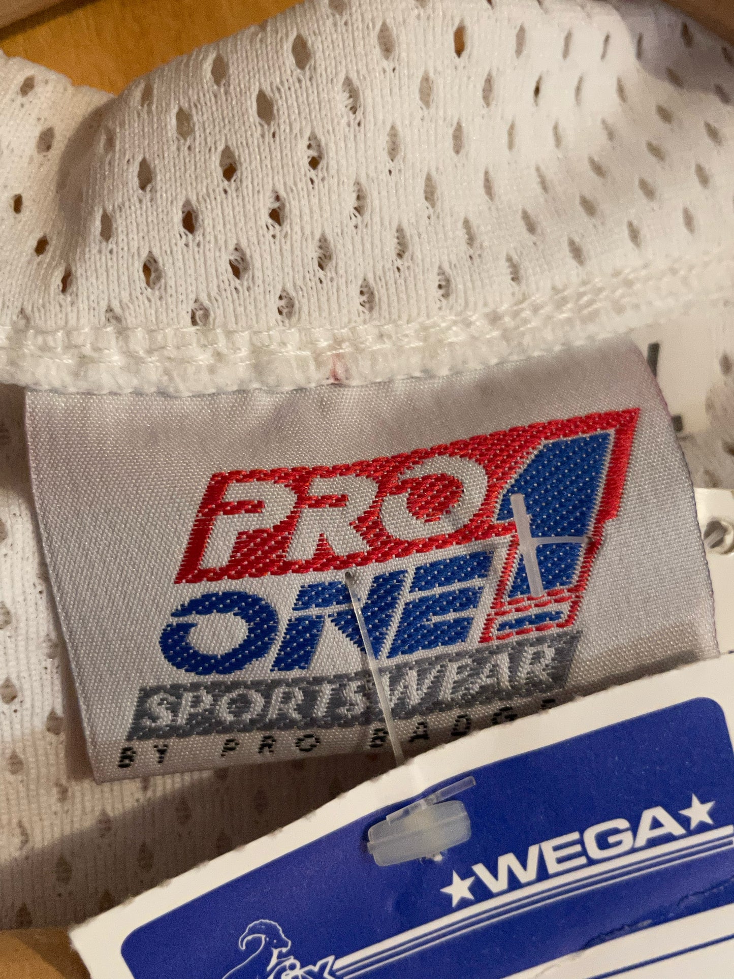 "DS" VINTAGE 90s PRO ONE WASHINGTON REDSKINS "28" NFL JERSEY  SZ: L