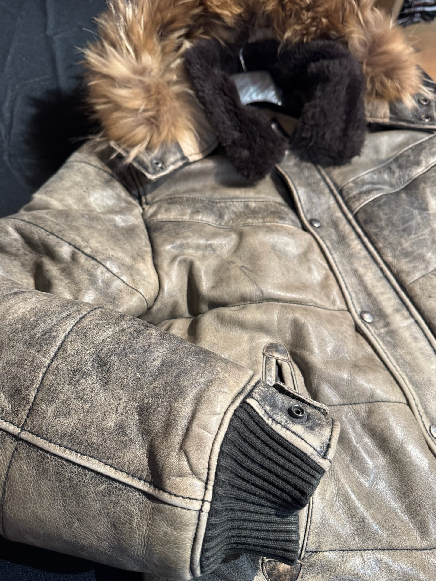 SCHOTT N.Y.C LC-20507 LEATHER GOOSE JACKET SZ: L