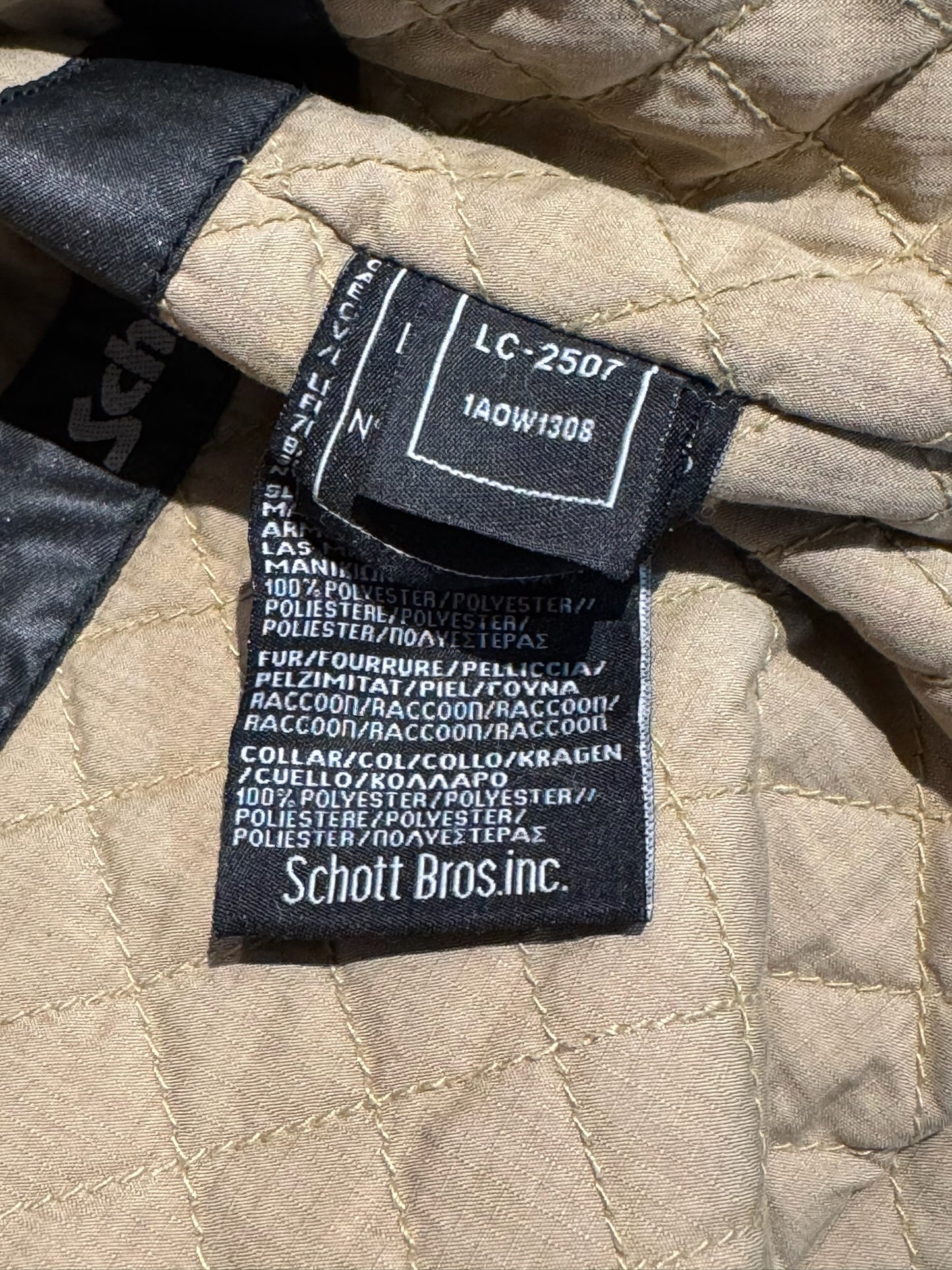 SCHOTT N.Y.C LC-20507 LEATHER GOOSE JACKET SZ: L