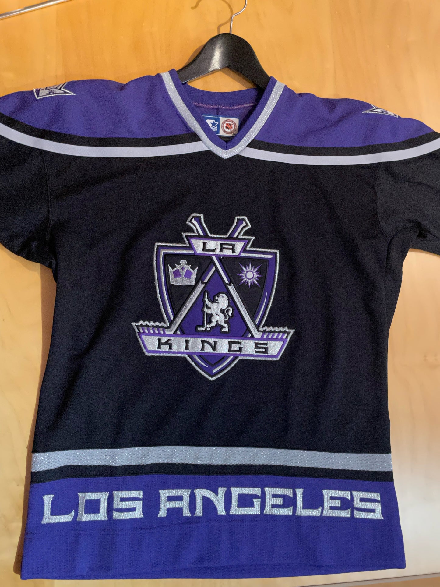 VINTAGE 90s STARTER LOS ANGELES KINGS NHL HOCKEY JERSEY SZ: S