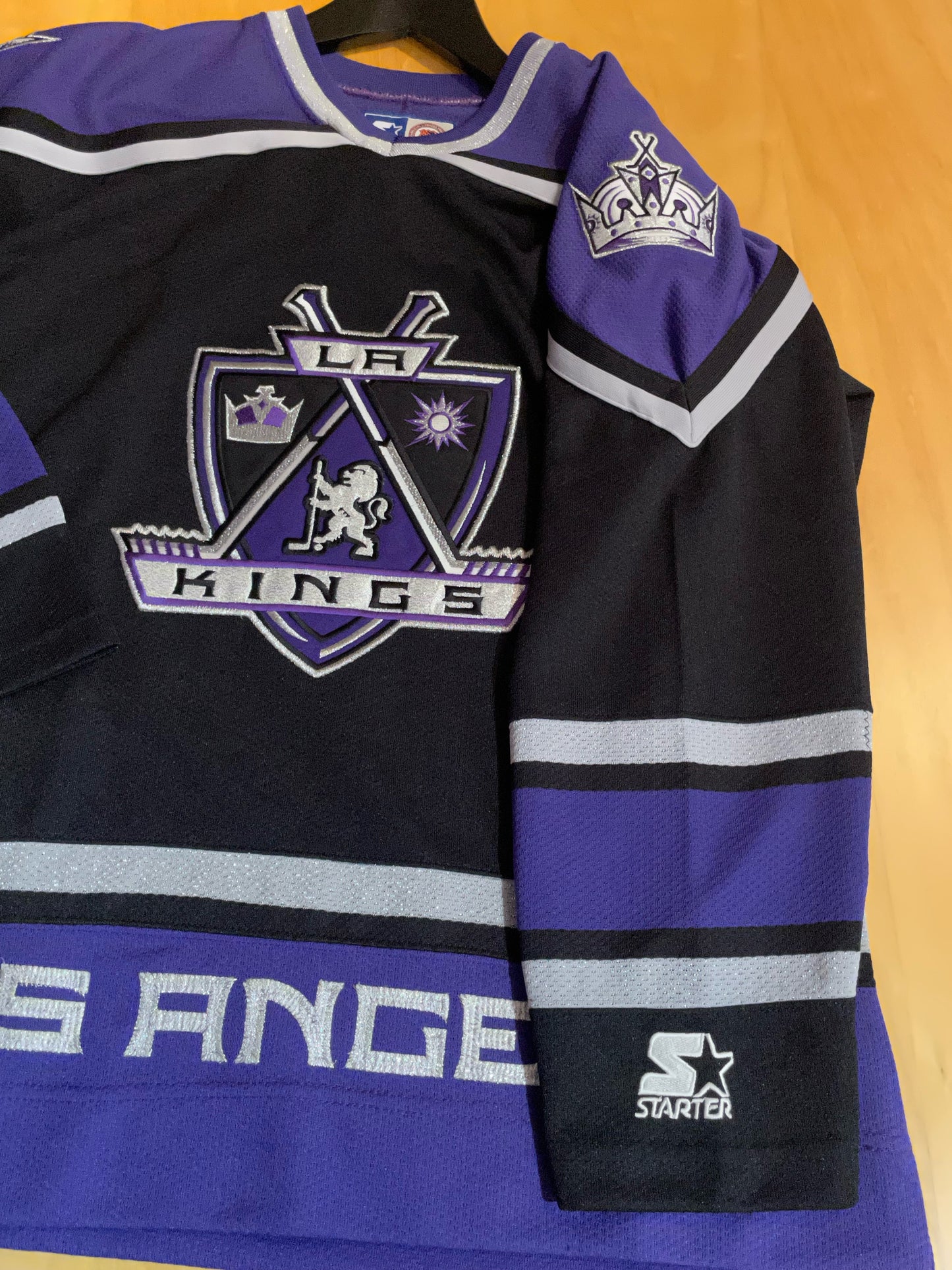 VINTAGE 90s STARTER LOS ANGELES KINGS NHL HOCKEY JERSEY SZ: S