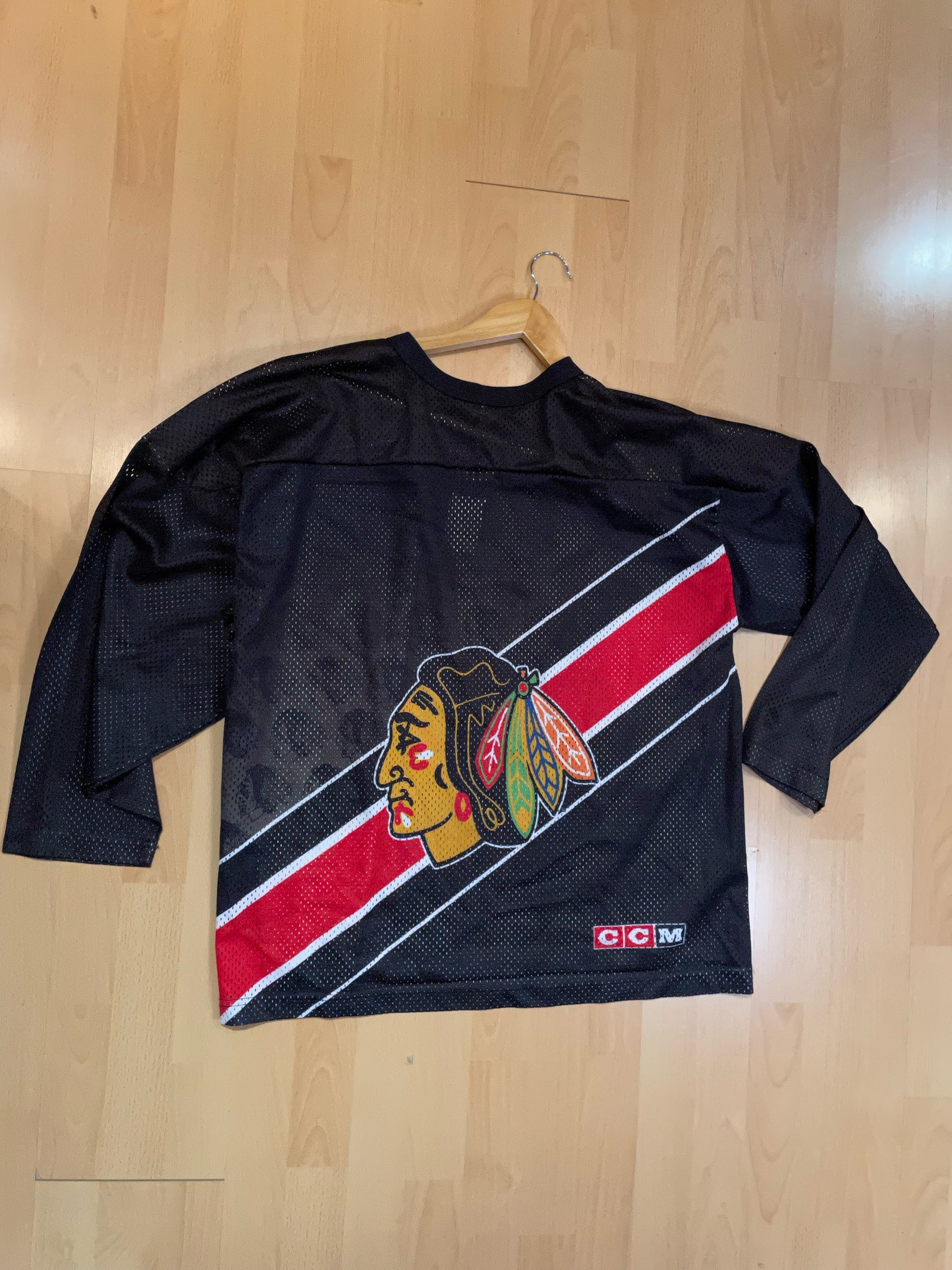 VINTAGE 90s CCM CHICAGO BLACKHAWKS ALL OVER PRINT NHL HOCKEY JERSEY SZ: L/XL