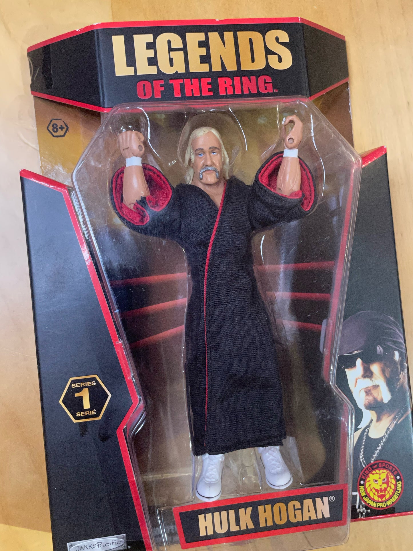 TNA LEGENDS OF THE RING HULK HOGAN WRESTLING FIGURE WWF WWE NJPW