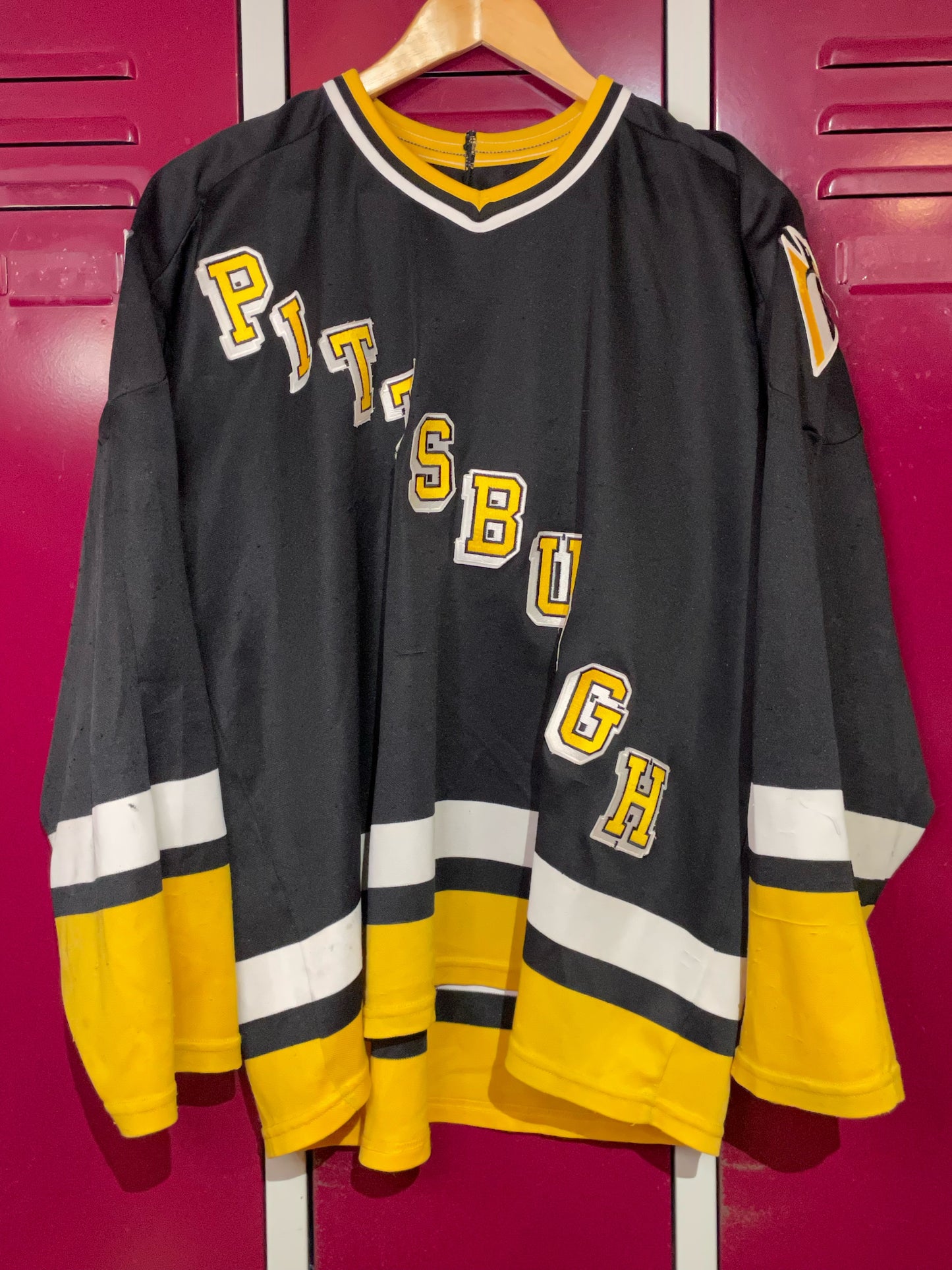 VINTAGE BAUER PTTSBURGH PENGUINS NHL HOCKEY JERSEY SZ: L/XL