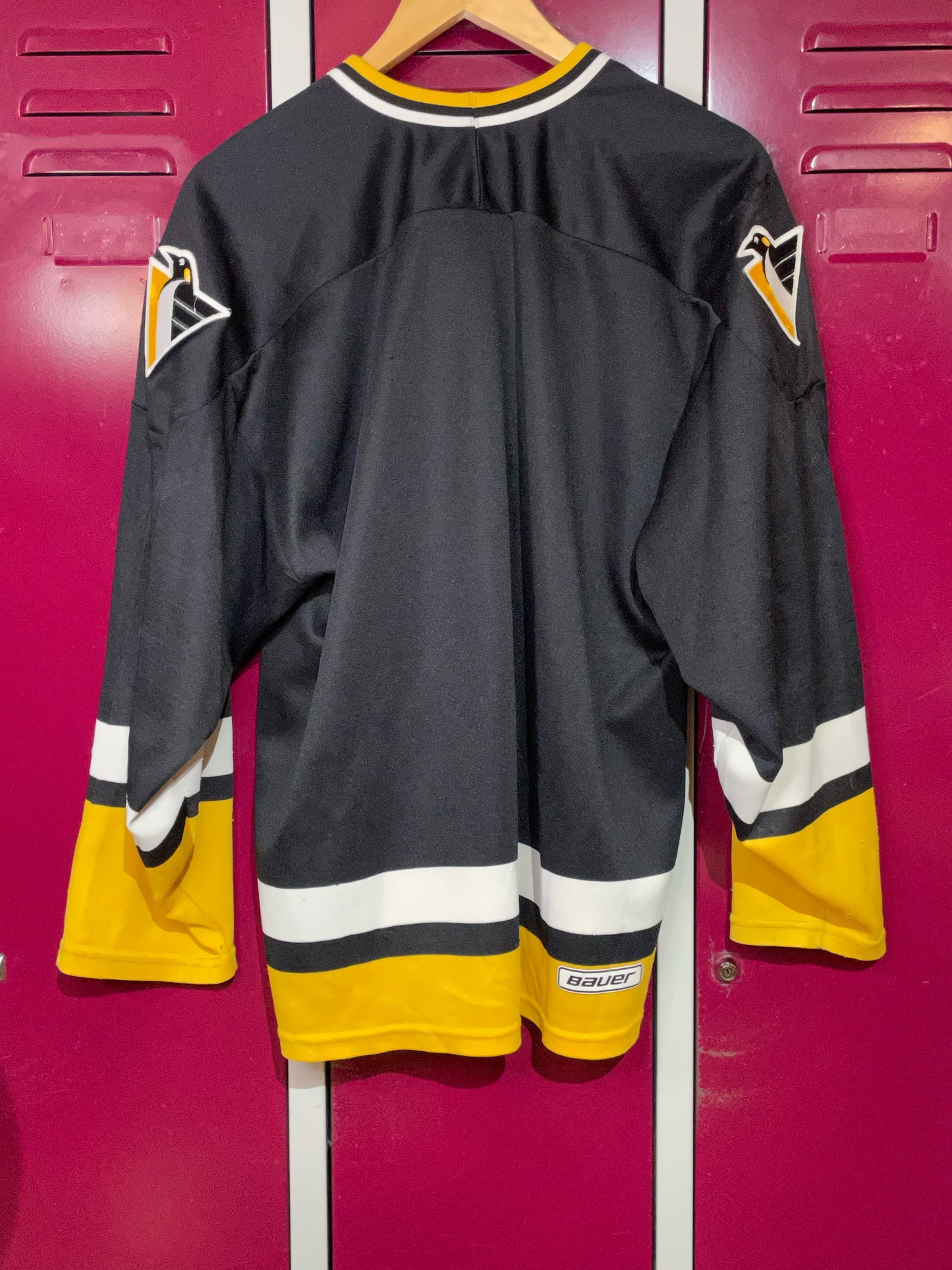 VINTAGE BAUER PTTSBURGH PENGUINS NHL HOCKEY JERSEY SZ: L/XL