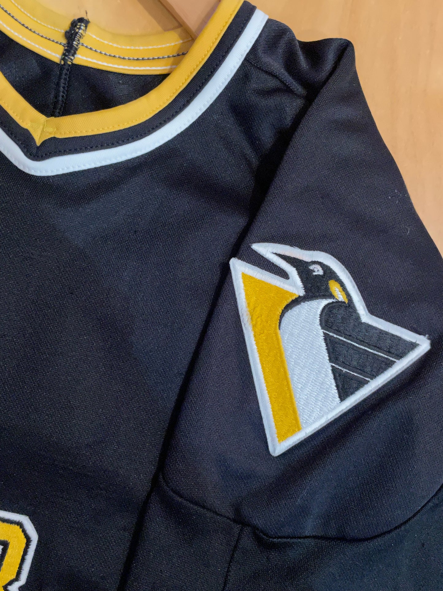 VINTAGE BAUER PTTSBURGH PENGUINS NHL HOCKEY JERSEY SZ: L/XL