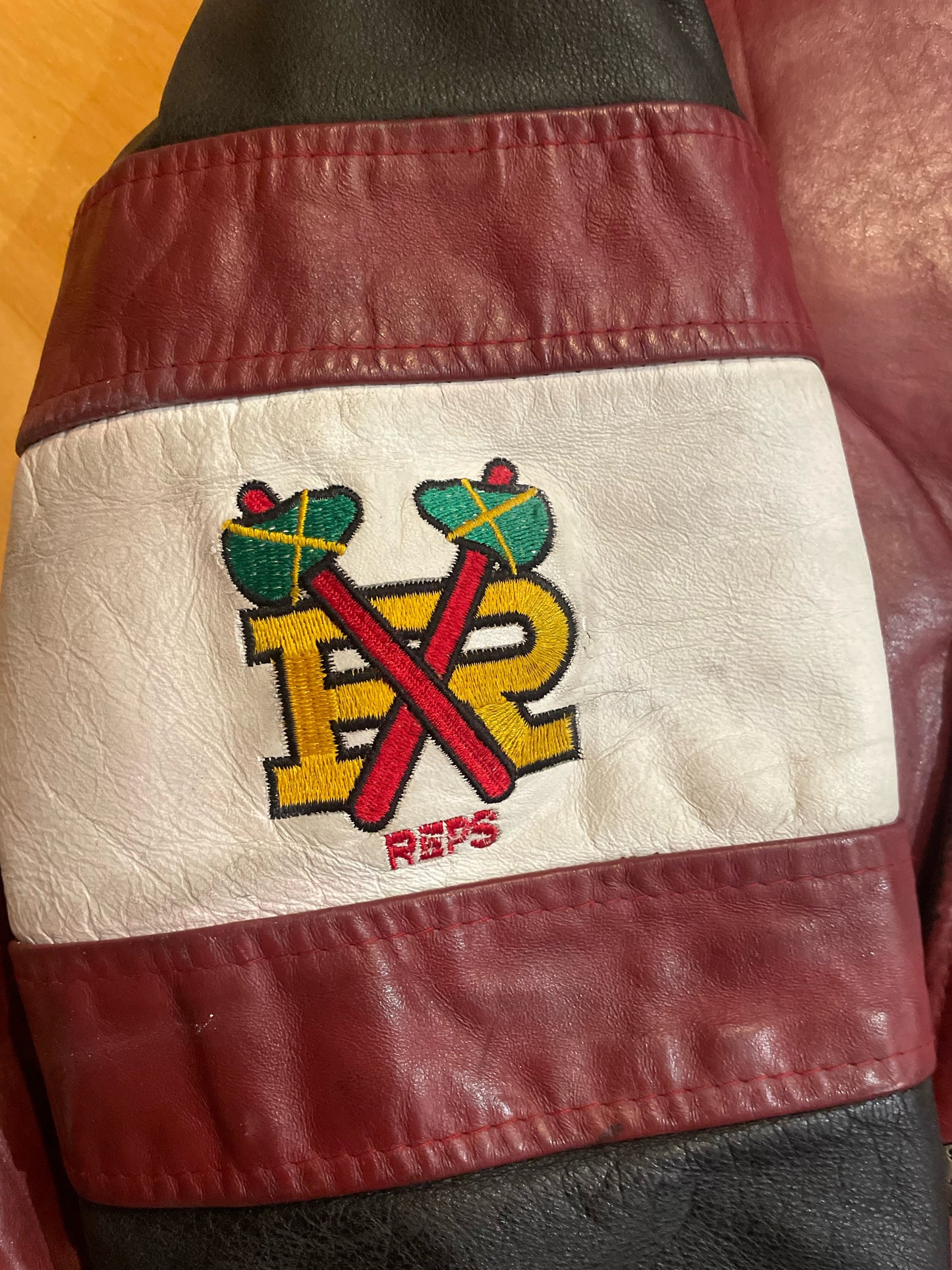 VINTAGE LEATHER SPORT CHICAGO BLACKHAWKS NHL LEATHER JACKET SZ: XS