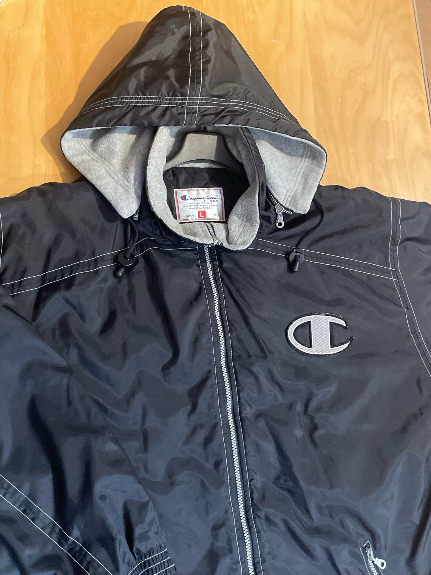 VINTAGE 90s CHAMPION WINDBREAKER JACKET  SZ: L