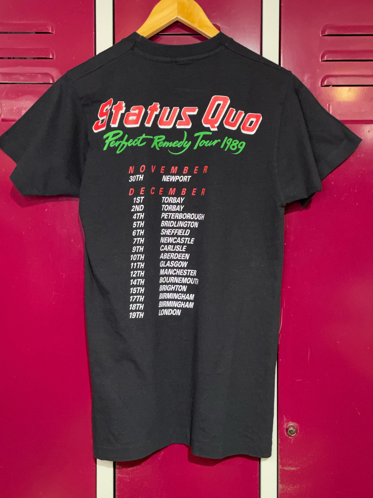 VINTAGE 1989 STATUS QUO "PROJECT REMEDY TOUR" MUSIC BAND T-SHIRT SZ: M