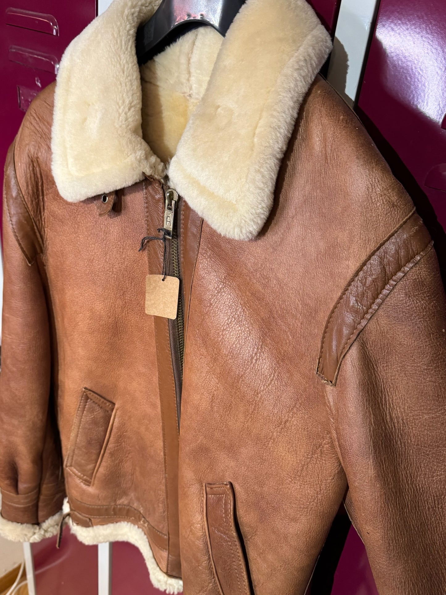 VINTAGE SHEARLING BOMBARDIER SHEEPSKIN CAMEL JACKET SZ: S/M