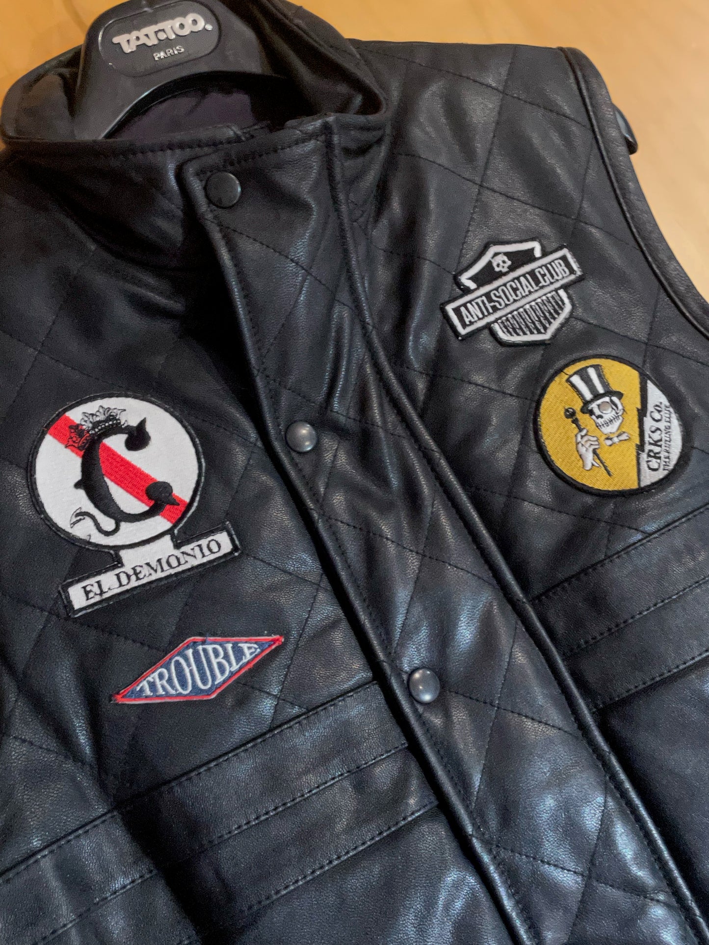 CROOKS & CASTLES LEATHER BIKER VEST SZ: S