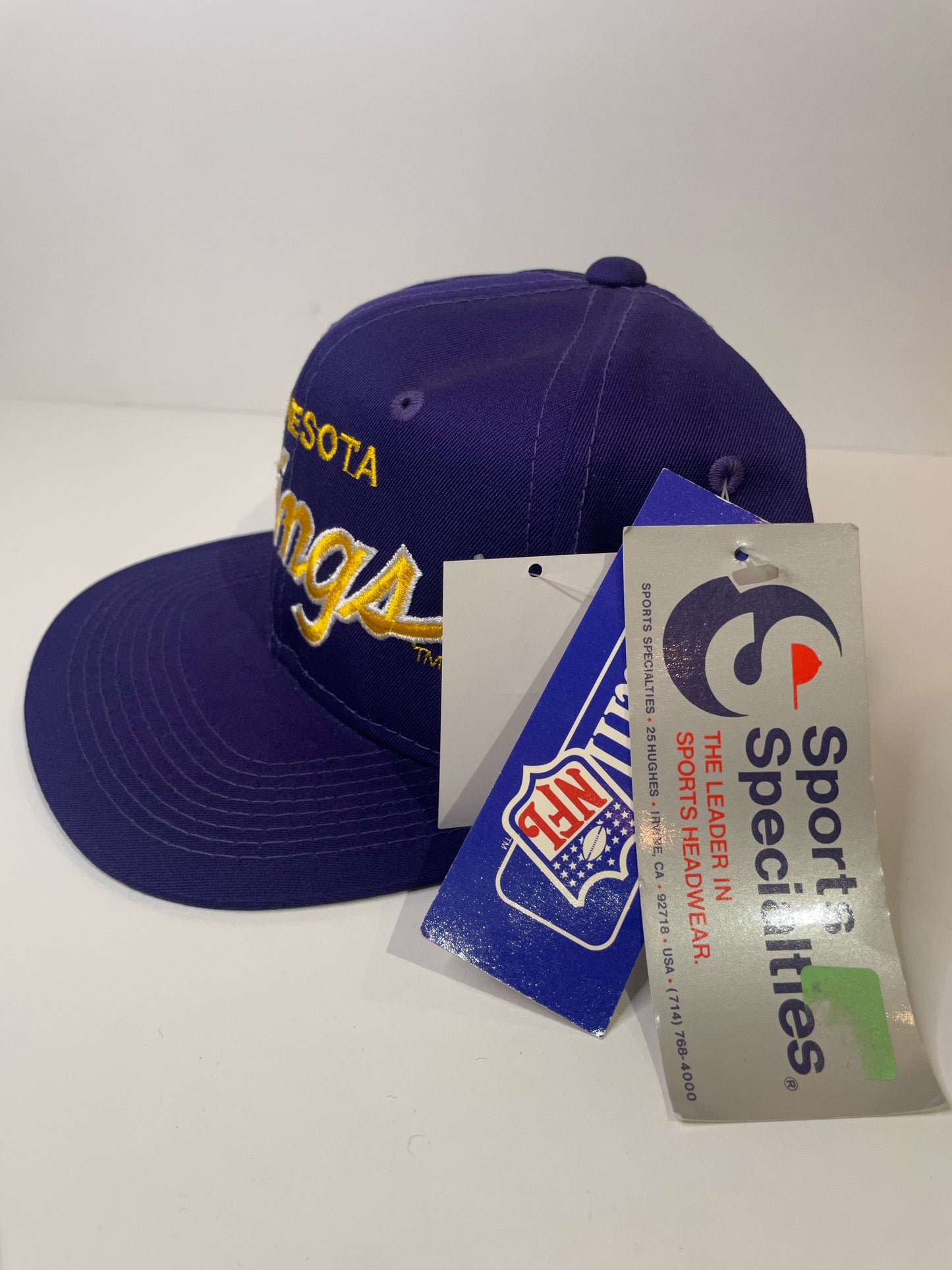 "DS" VINTAGE 90s MINNESOTA VIKINGS SPORTS SPECIALTIES SCRIPT SNAPBACK HAT