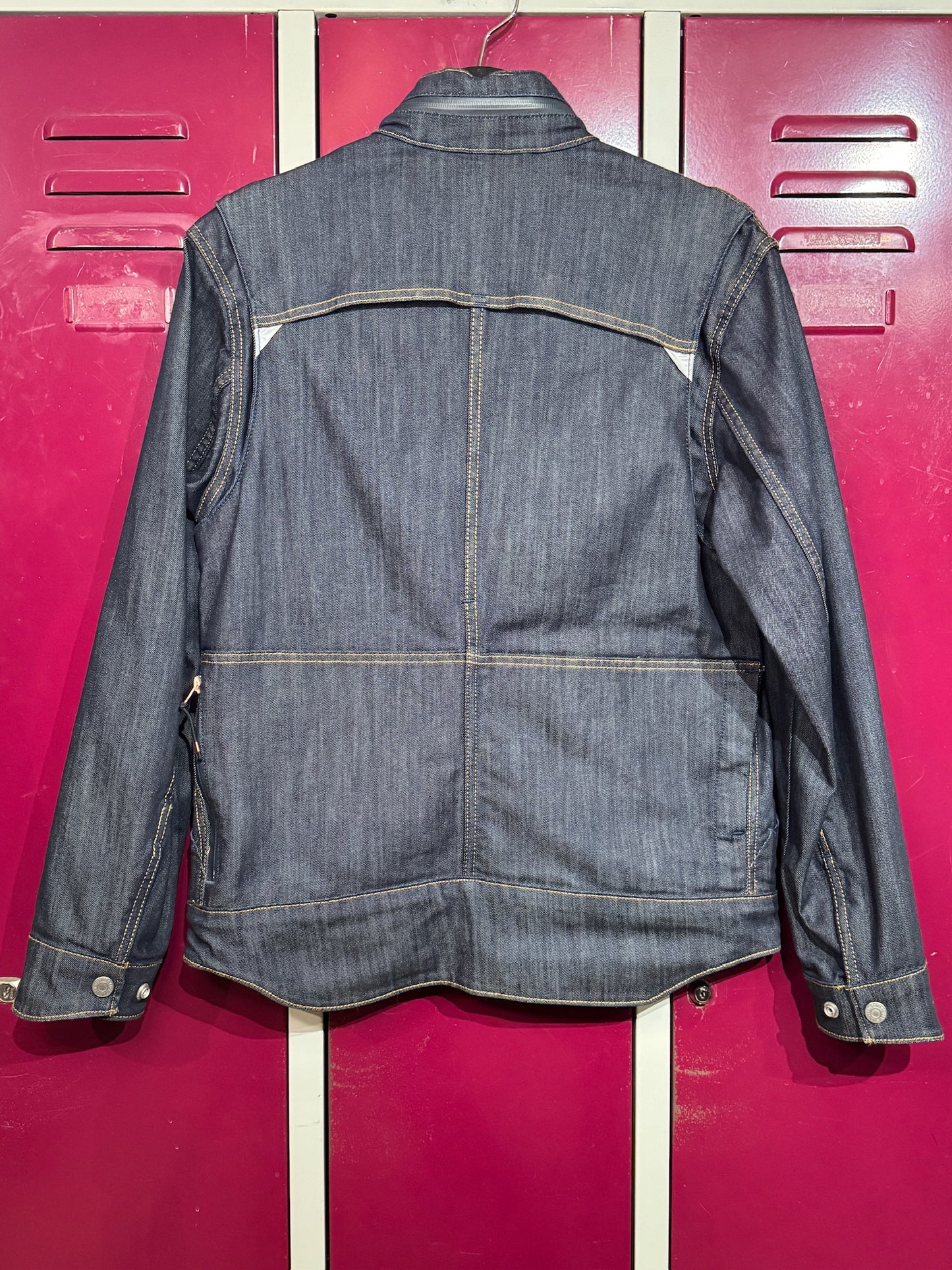 LEVI'S COMMUTER TRUCKER DENIM JACKET SZ: M