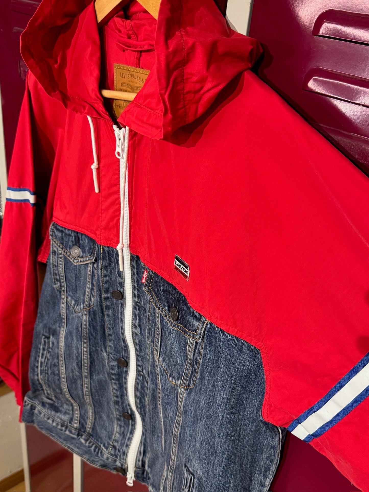 LEVI'S HYBRID DENIM & WINDBREAKER TRUCKER JACKET SZ: L