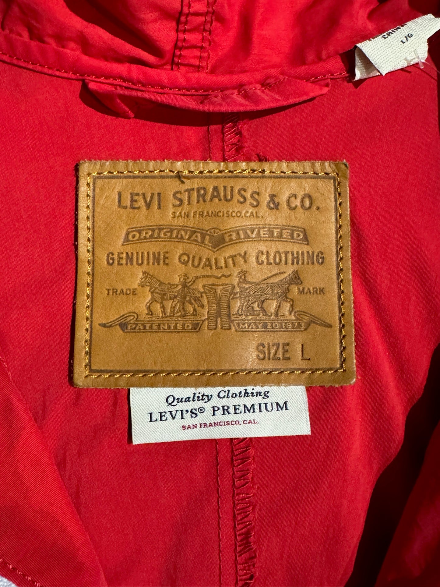LEVI'S HYBRID DENIM & WINDBREAKER TRUCKER JACKET SZ: L