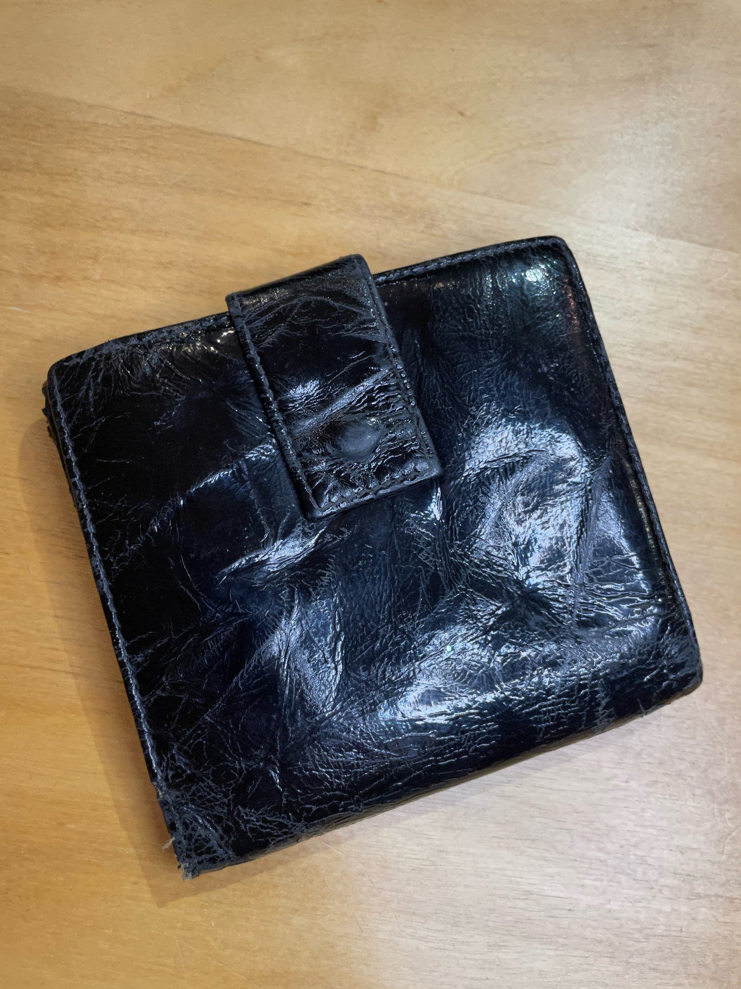 VINTAGE GUCCI WALLET