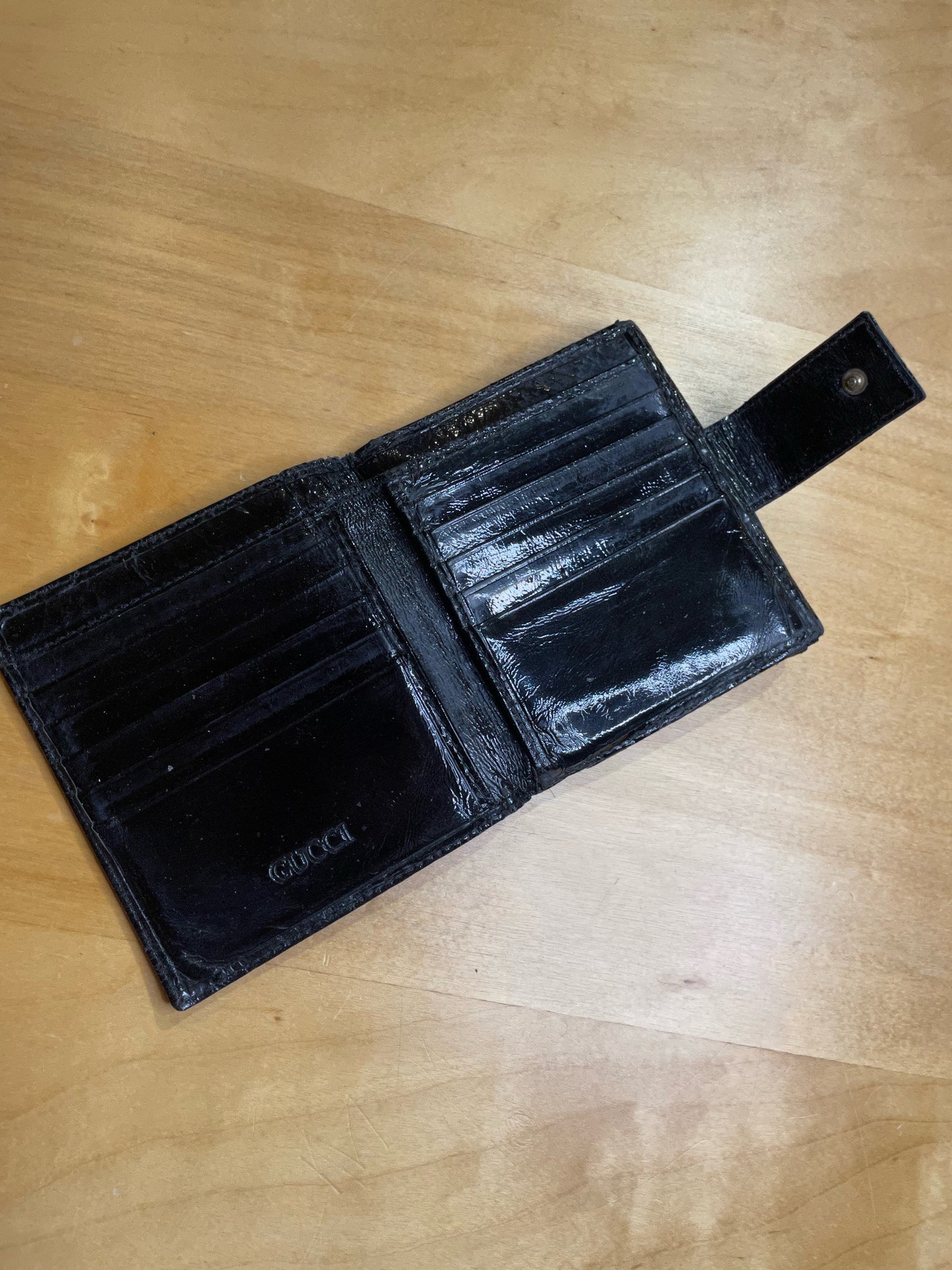 VINTAGE GUCCI WALLET