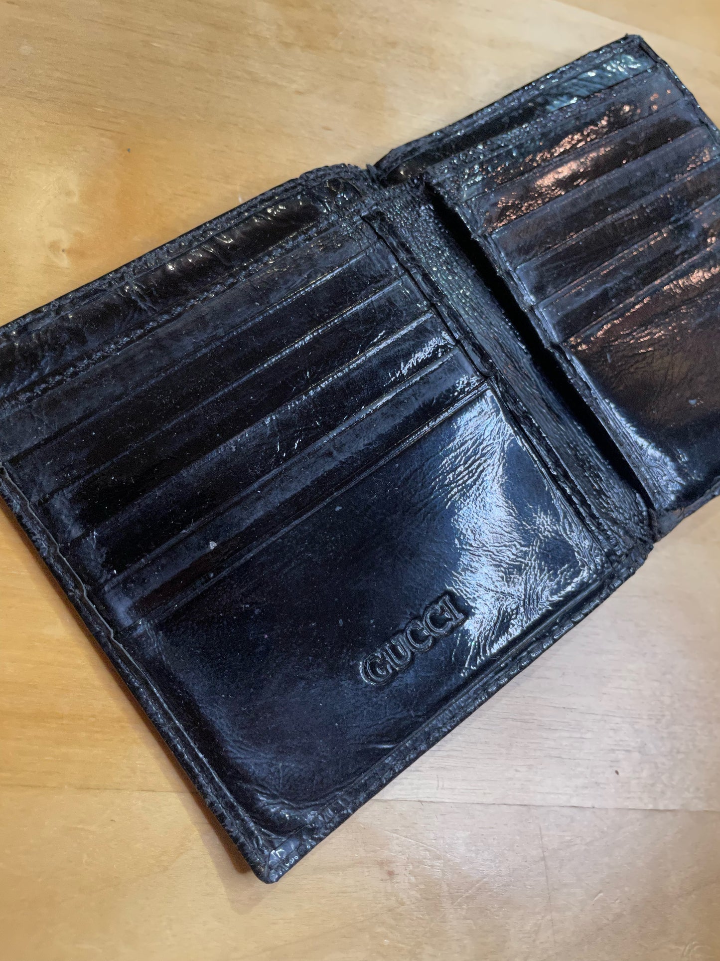 VINTAGE GUCCI WALLET