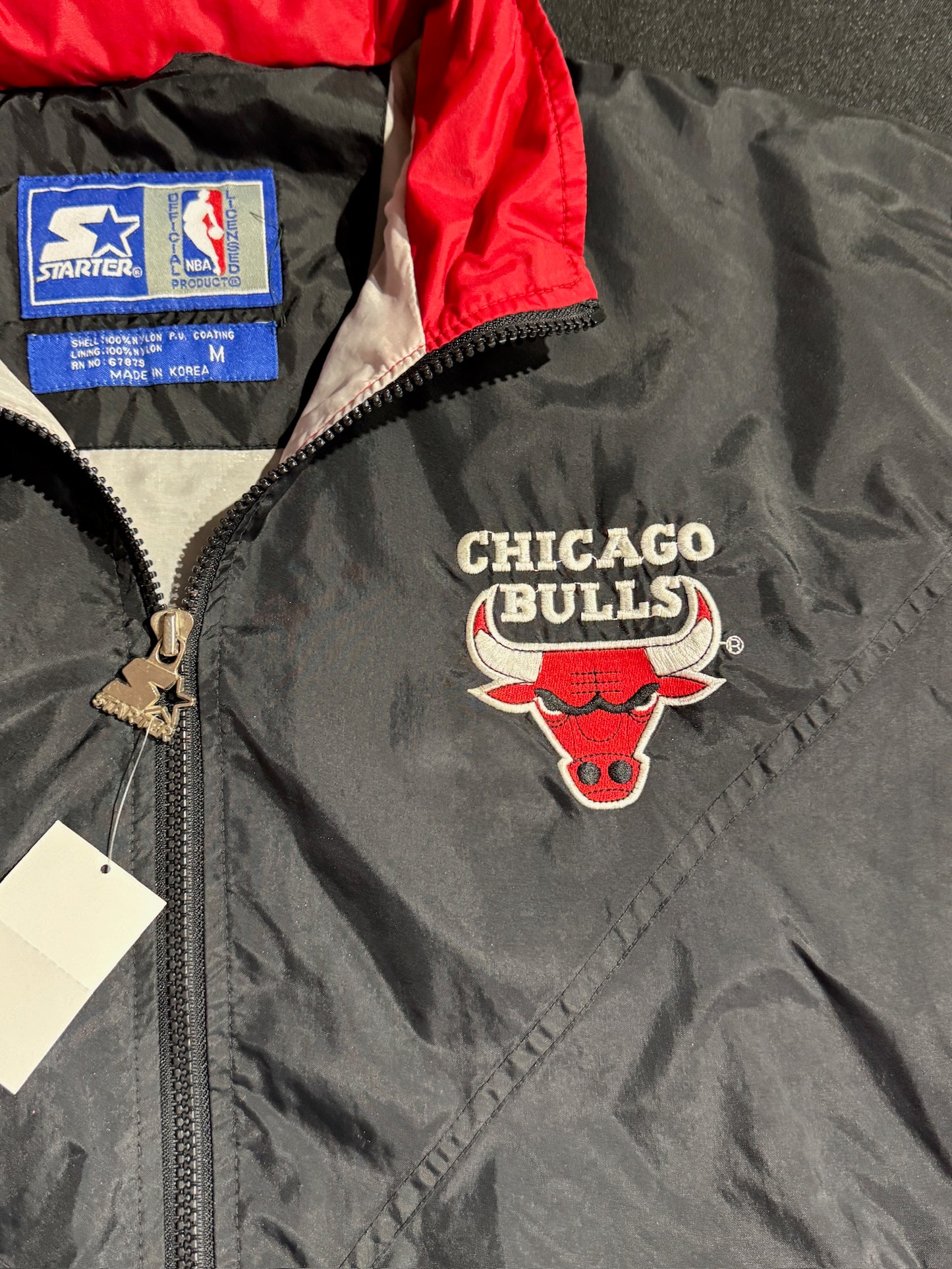VINTAGE 90s CHICAGO BULLS WINDBREAKER JACKET SZ: M