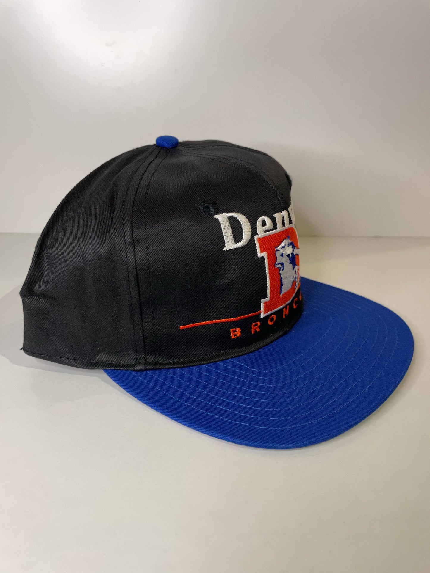 "DS" VINTAGE 90s DENVER BRONCOS EASTPORT SNAPBACK CAP HAT