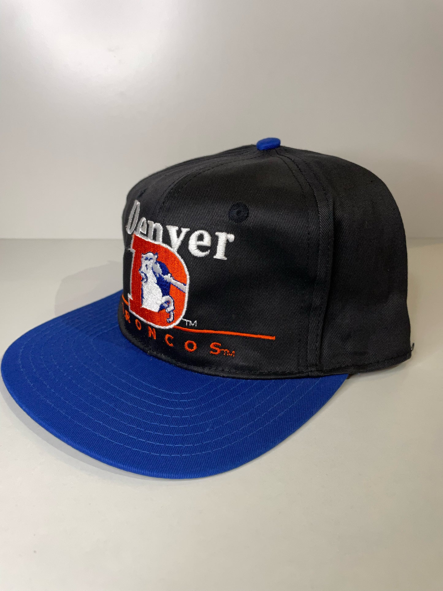 "DS" VINTAGE 90s DENVER BRONCOS EASTPORT SNAPBACK CAP HAT