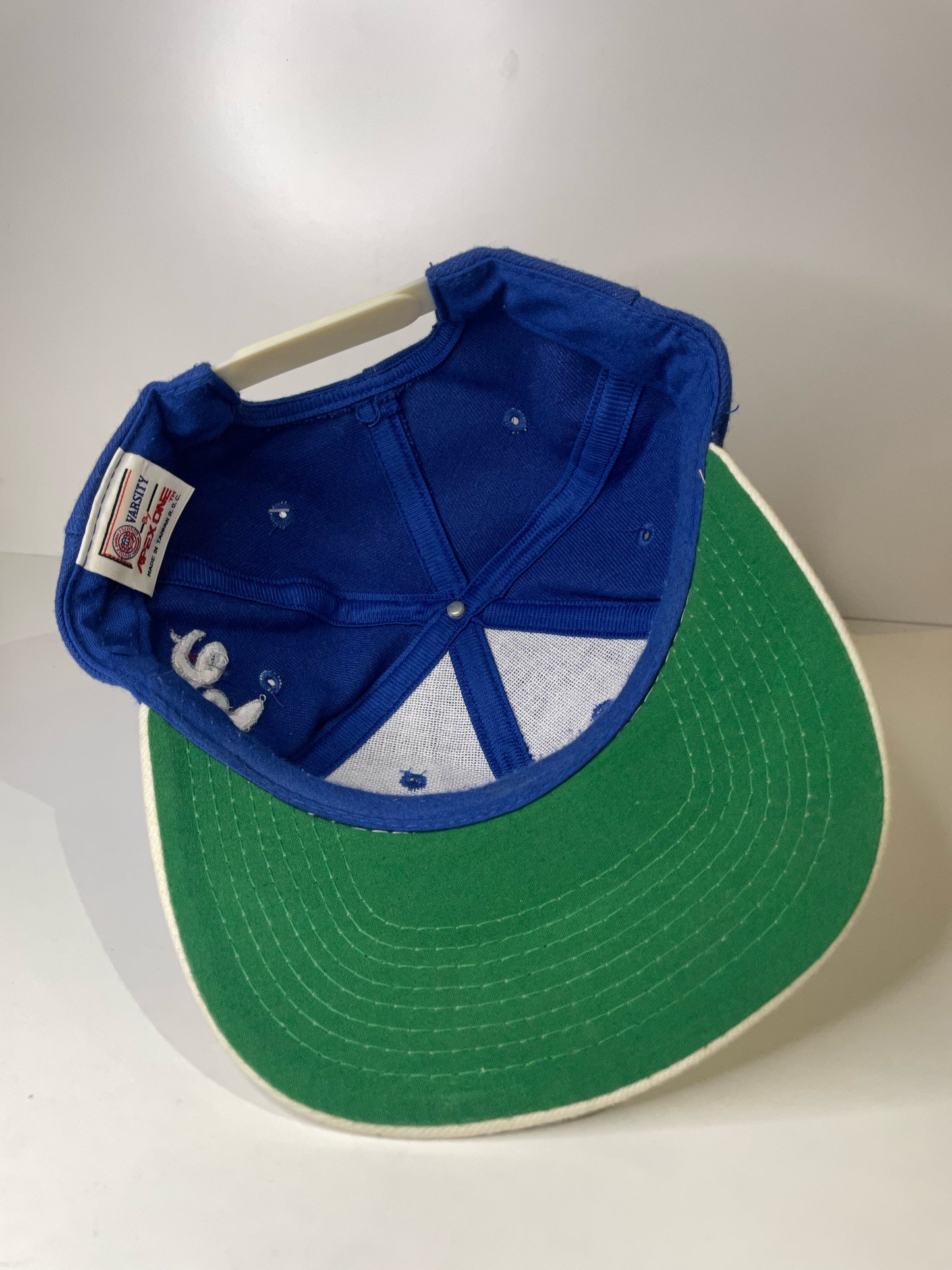 VINTAGE 90s DUKE BLUE DEVILS APEX ONE SNAPBACK CAP HAT