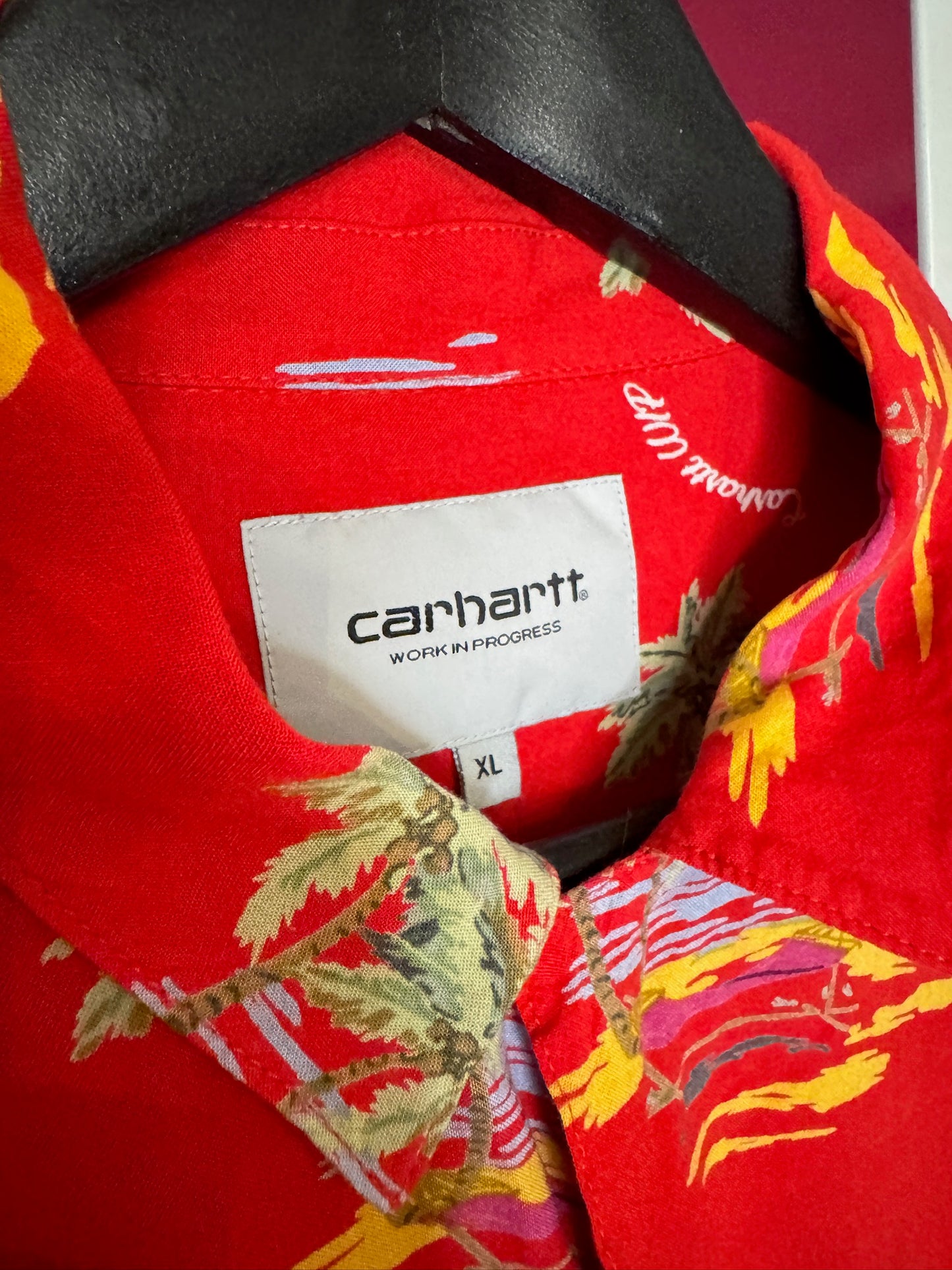 CARHARTT SHORT SLEEVES HAWAIIAN SHIRT SZ: XL