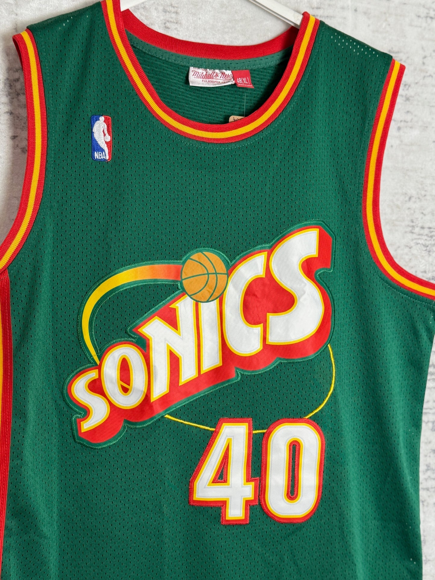 MITCHELL & NESS SEATTLE SUPERSONICS "SHAWN KEMP" NBA JERSEY SZ: 48-XL