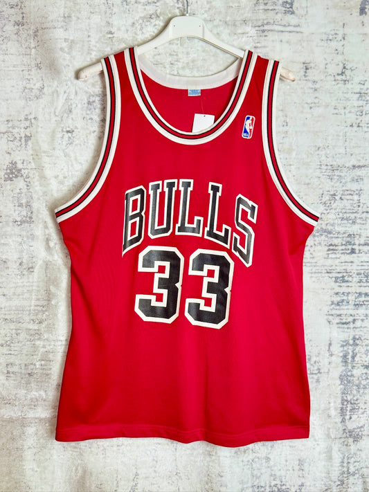 VINTAGE 90s CHAMPION CHICAGO BULLS "SCOTTIE PIPPEN" NBA JERSEY  SZ: M