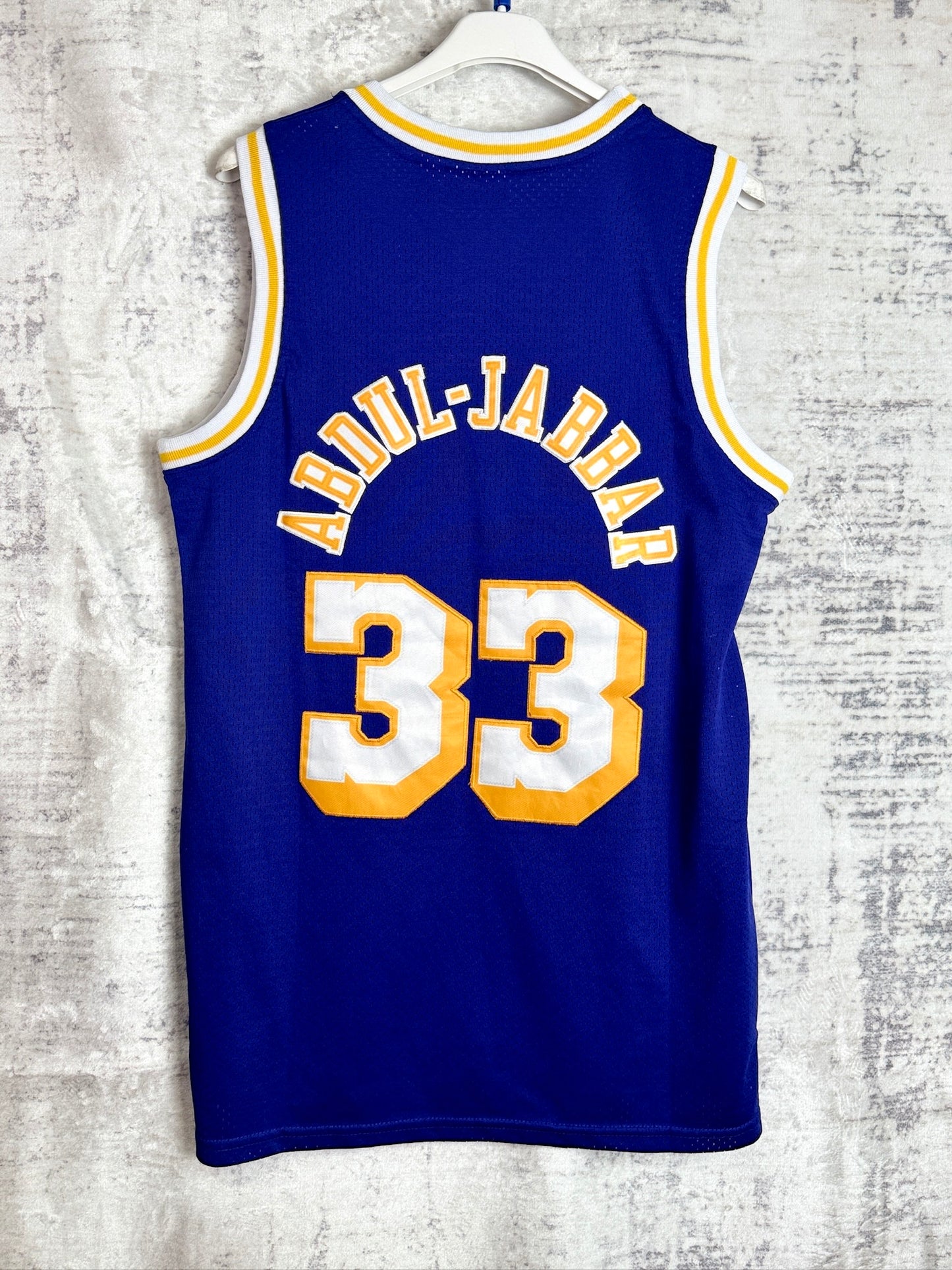 MITCHELL & NESS LOS ANGELES LAKERS "KAREEM ABDUL-JABBAR" NBA JERSEY SZ: 36 - S