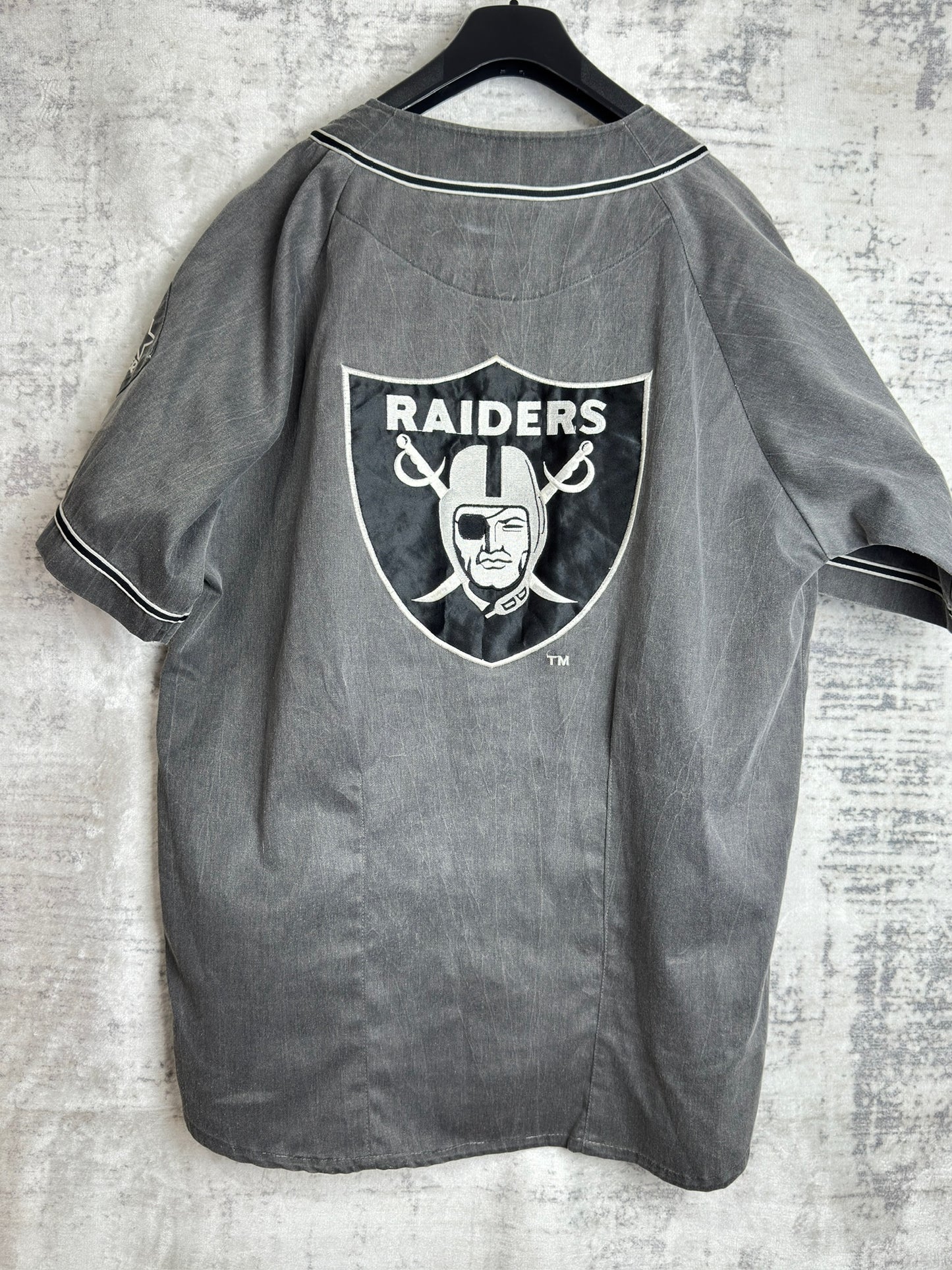 VINTAGE 90s STARTER LOS ANGELES RAIDERS "DENIM" MLB BASEBALL JERSEY SZ: L