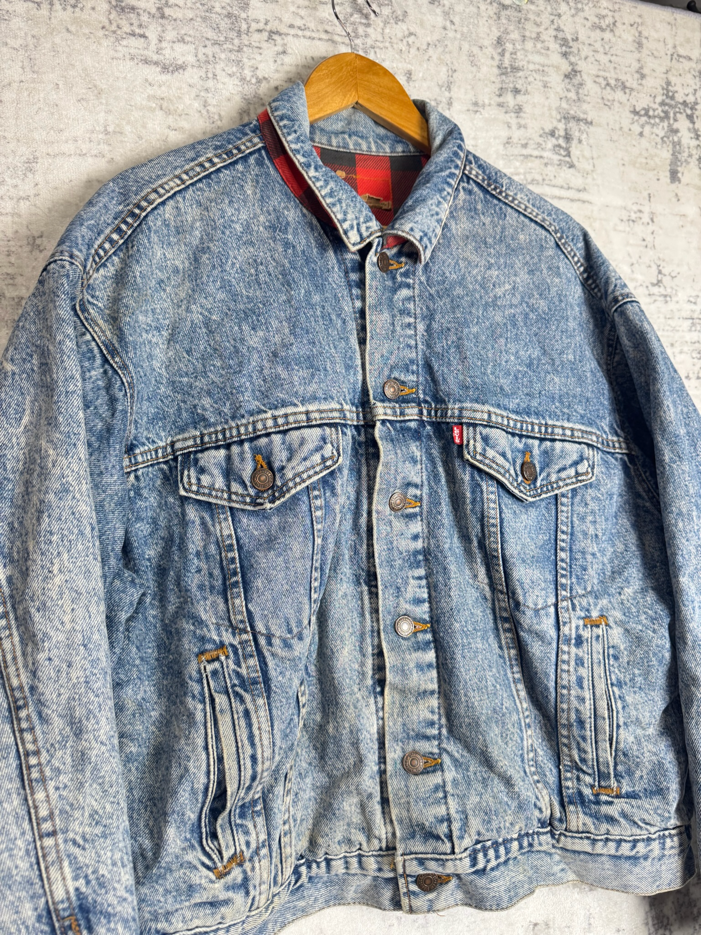VINTAGE LEVI'S "ACID WASH" DENIM JACKET SZ: XL