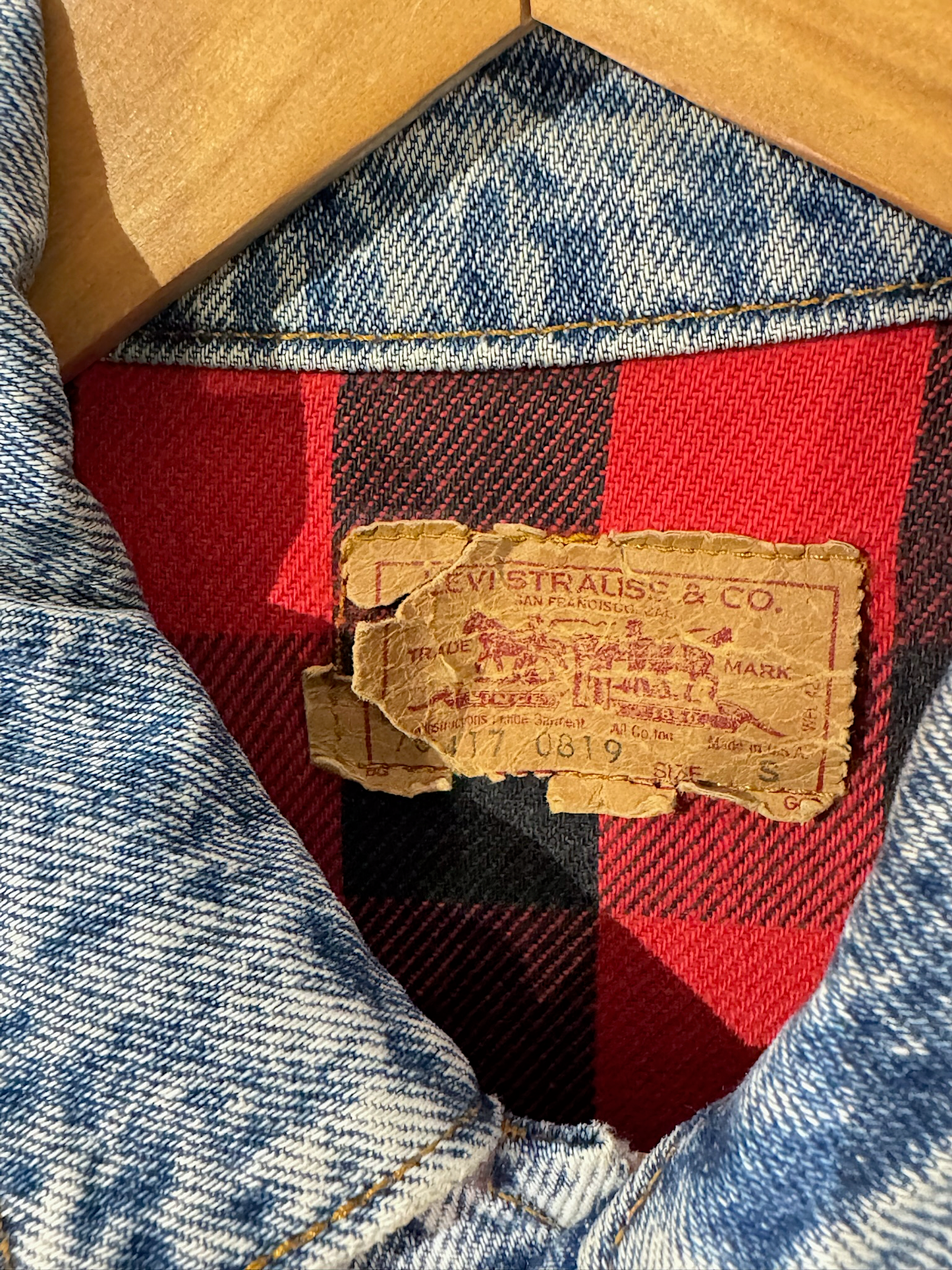 VINTAGE LEVI'S "ACID WASH" DENIM JACKET SZ: S