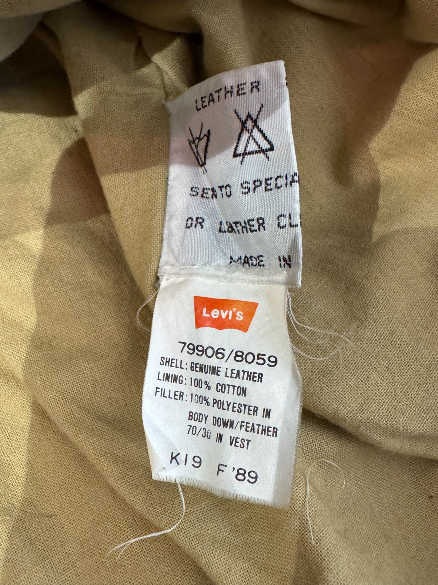 LEVI'S VINTAGE 1989 LEATHER FLIGHT JACKET SZ: XL