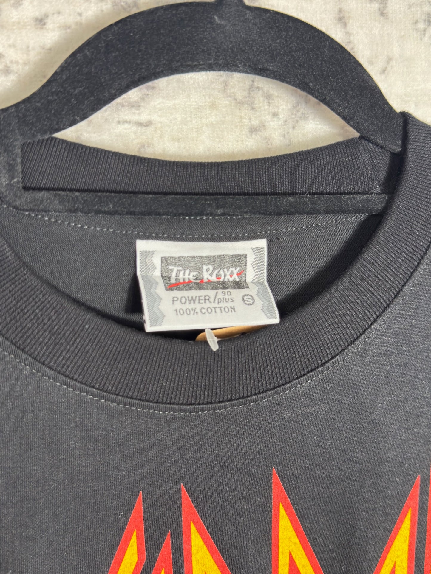 DEF LEPPARD "PYROMANIA" LONGSLEEVES T-SHIRT SZ: S