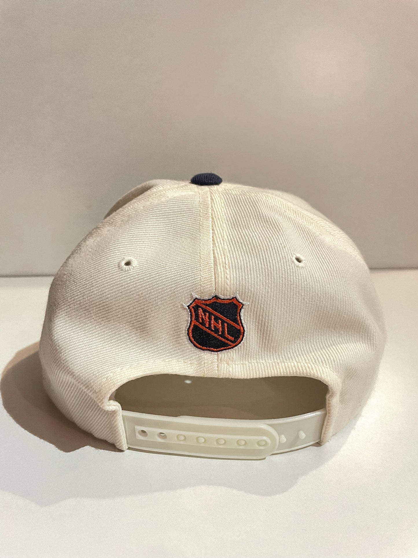 VINTAGE 90s LOS ANGELES KINGS "SHADOW LASER" SPORTS SPECIALTIES SNAPBACK CAP HAT