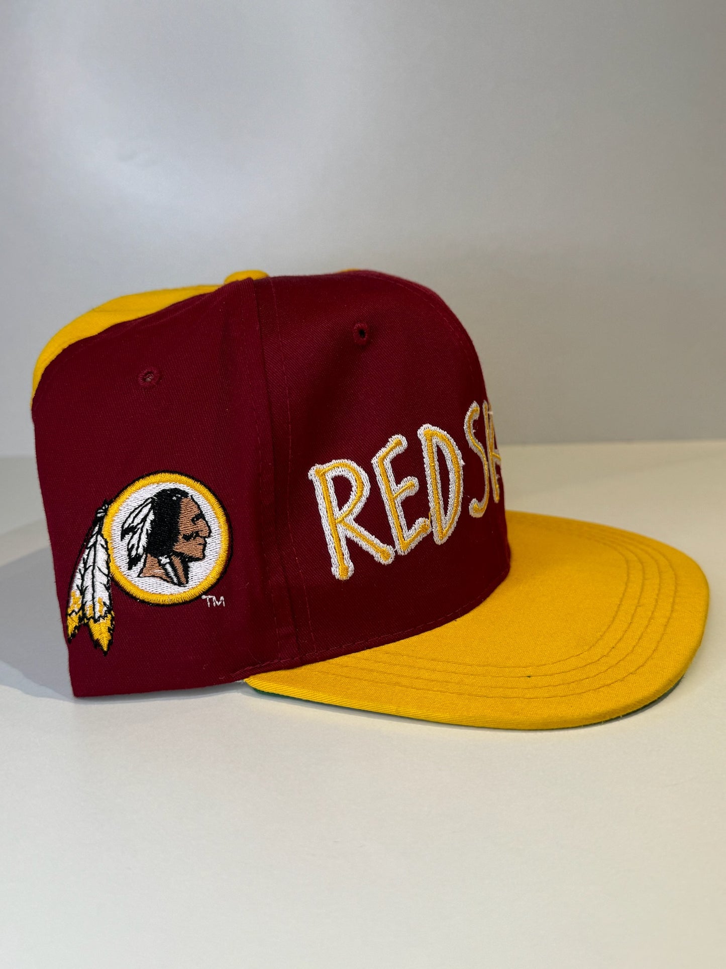 "YOUTH" VINTAGE 90s WASHINGTON REDSKINS AMERICAN NEEDLE SNAPBACK CAP HAT