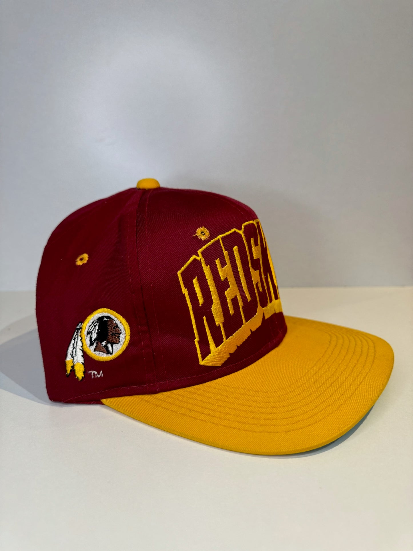VINTAGE 90s WASHINGTON REDSKINS D.P.M SNAPBACK CAP HAT