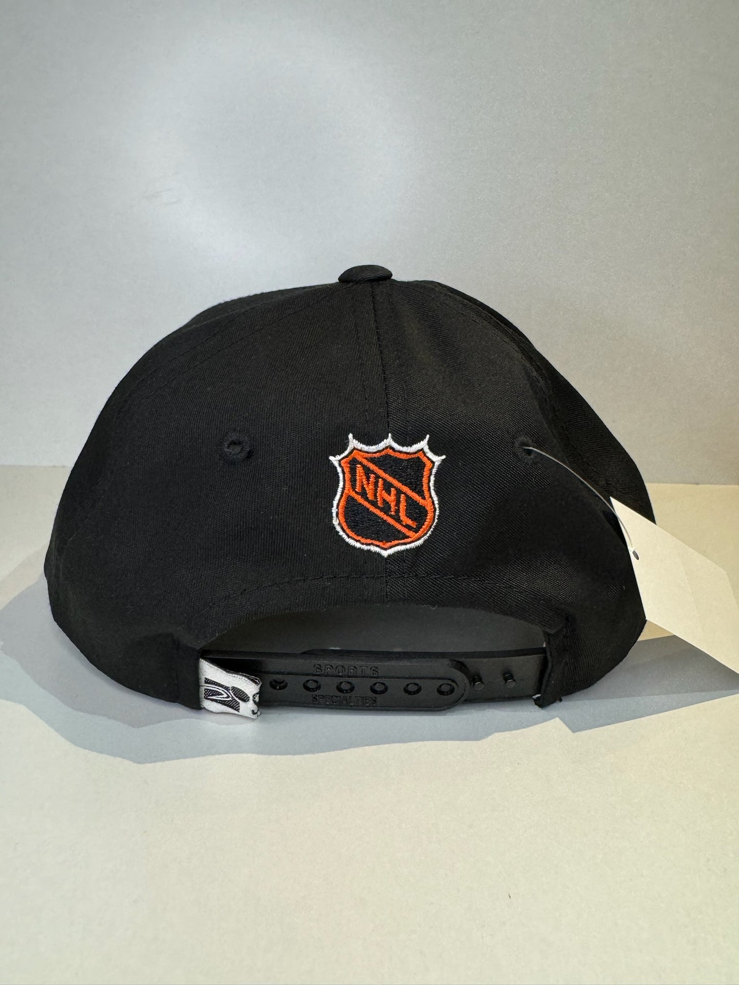"YOUTH" VINTAGE 90s PITTSBURGH PENGUINS SPORTS SPECIALTIES SNAPBACK CAP HAT