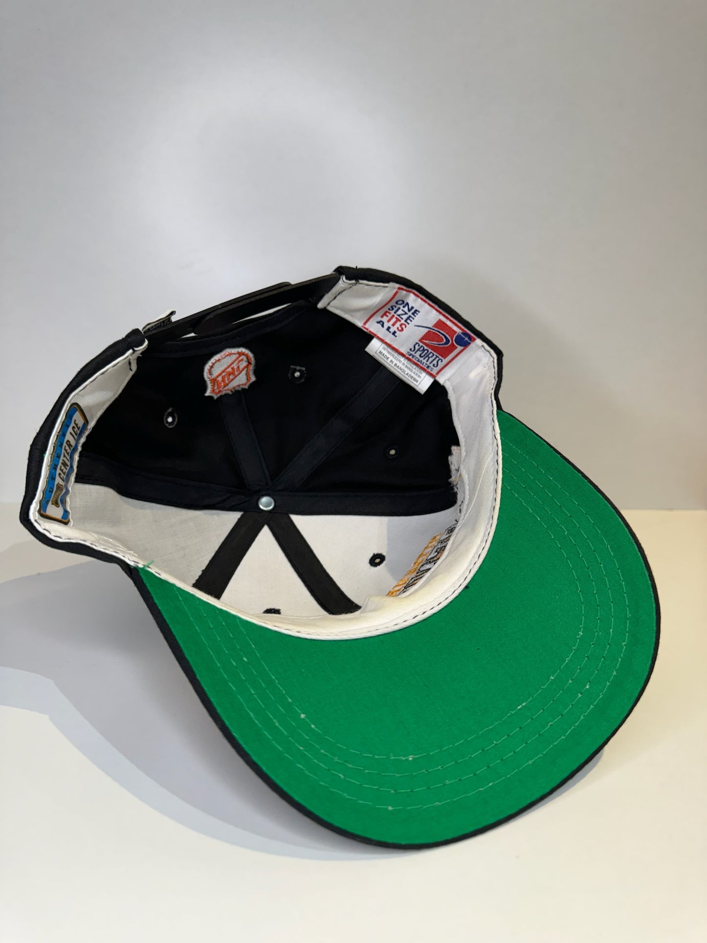 "YOUTH" VINTAGE 90s PITTSBURGH PENGUINS SPORTS SPECIALTIES SNAPBACK CAP HAT